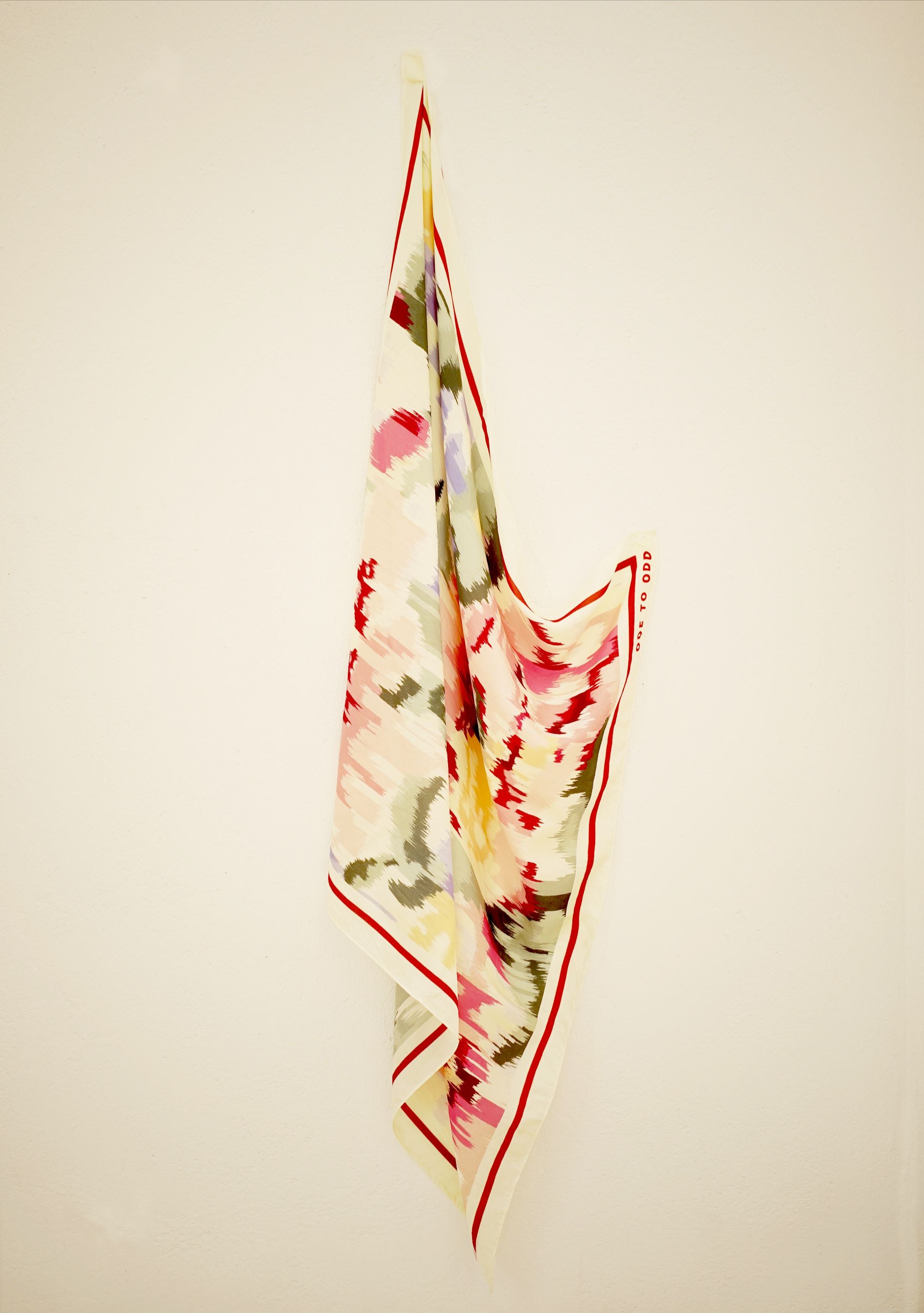 PAINTED DREAM
SCARF