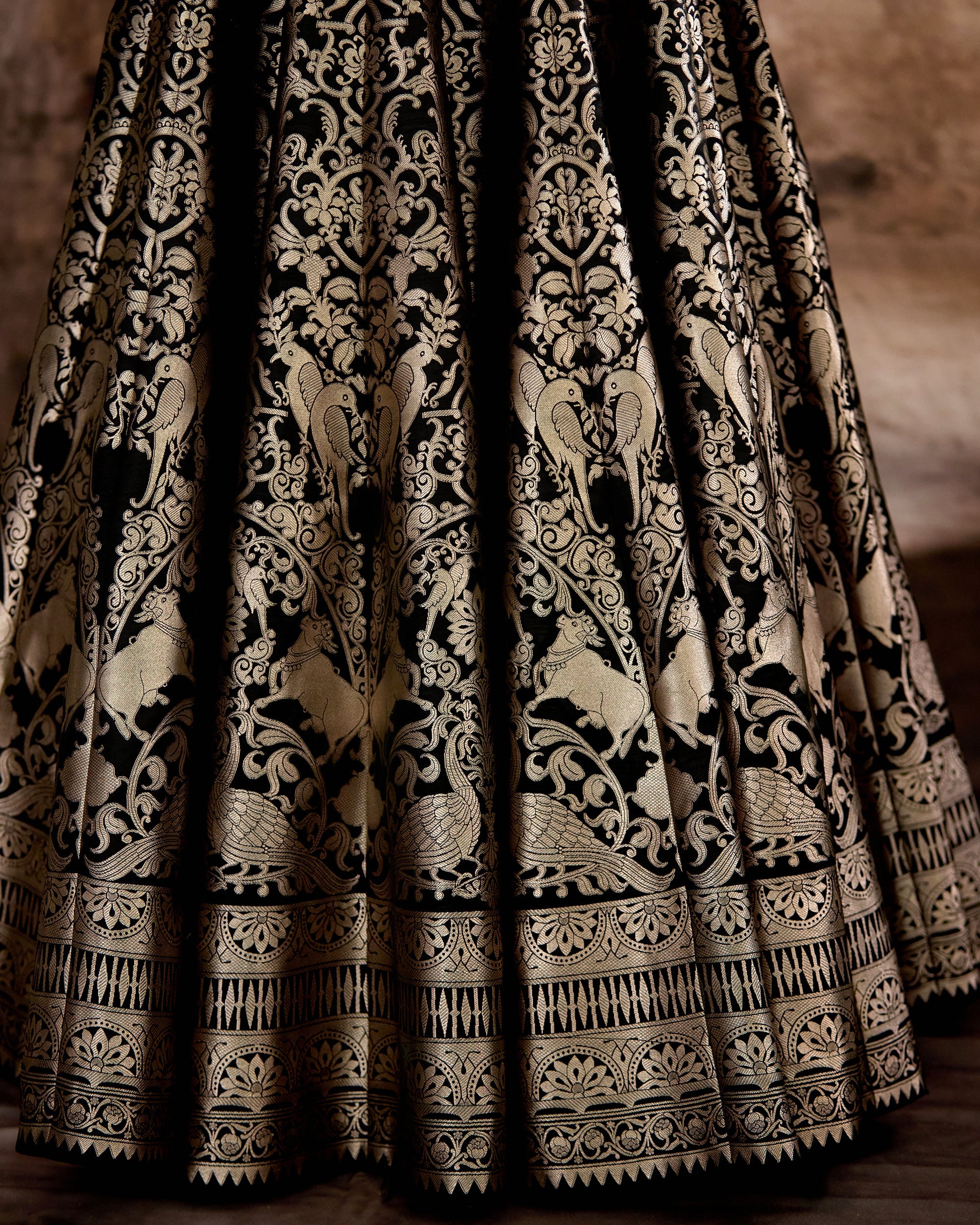 Bethari : Leela - Raven Black