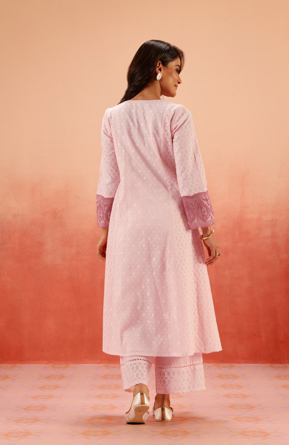 GULNAAR PINK JACQUARD EMBROIDERED HANDCRAFTED KURTA SET