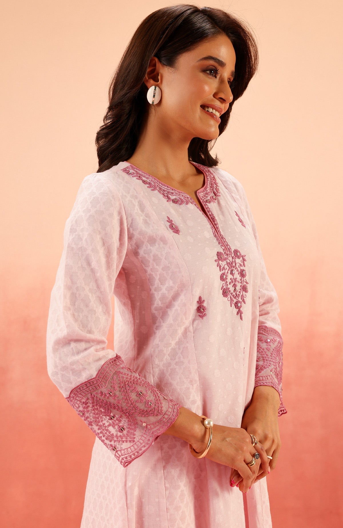 GULNAAR PINK JACQUARD EMBROIDERED HANDCRAFTED KURTA SET