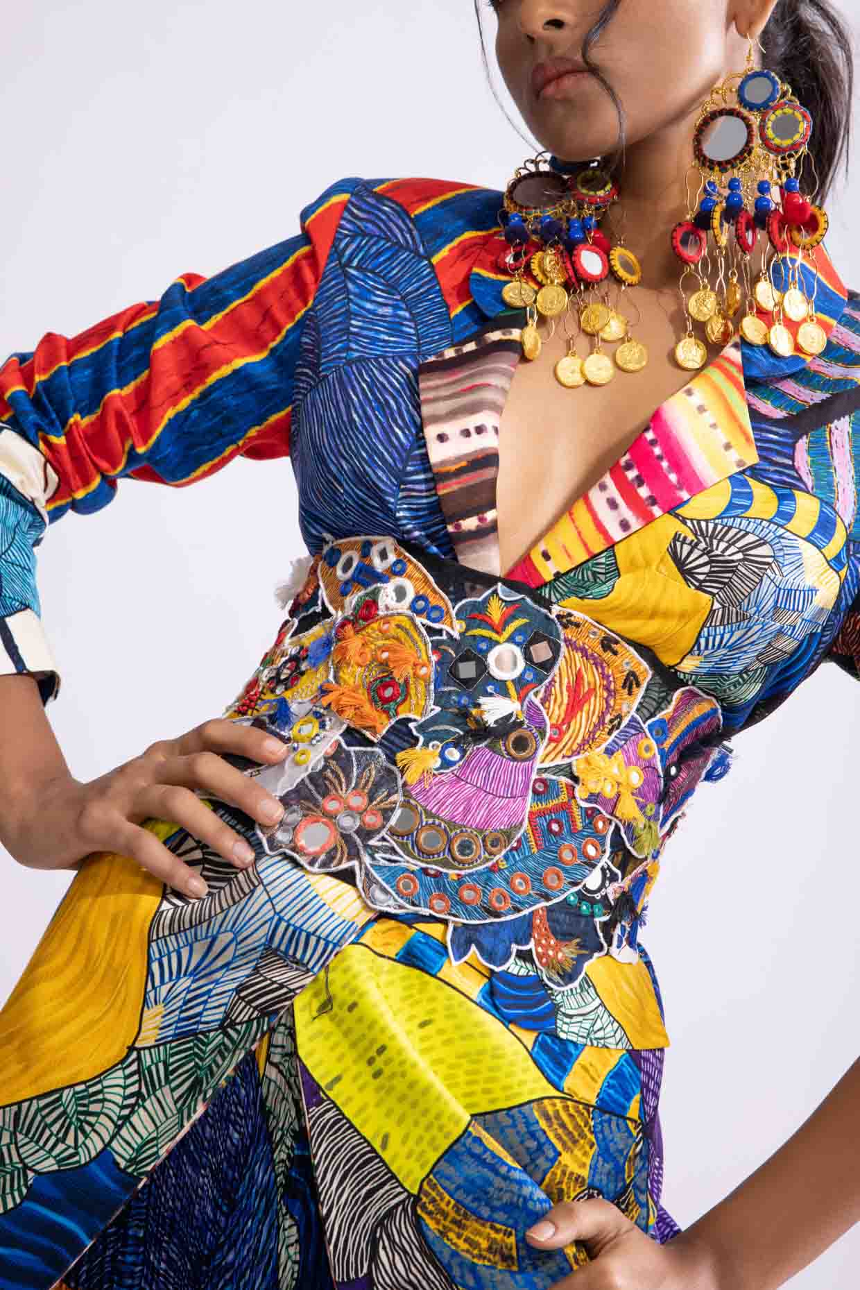 0EVIE BLAZER MONICA SKIRT & SILA CORSET BELT