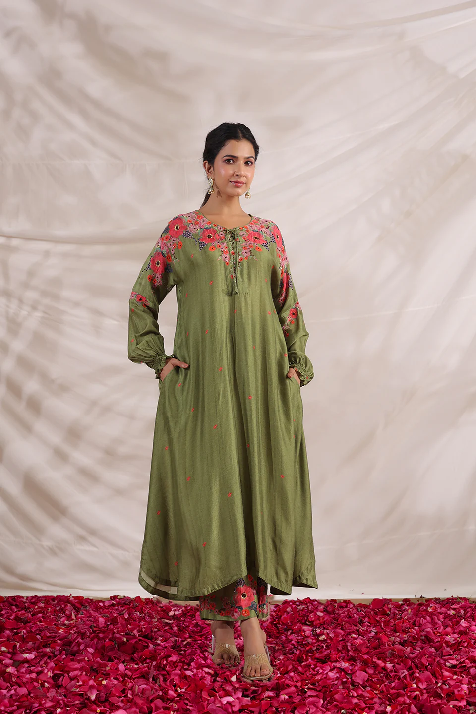 Green Bahaar Shoulder Embroidered Kurta Set