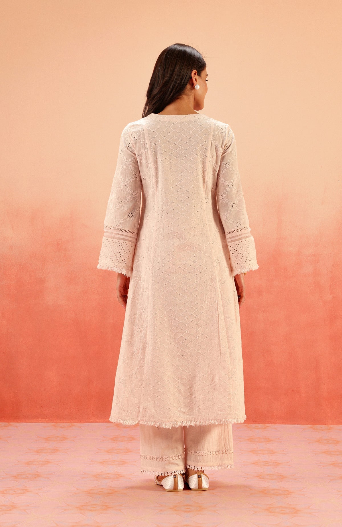 MIRA PINK SCHIFFLI KURTA SET