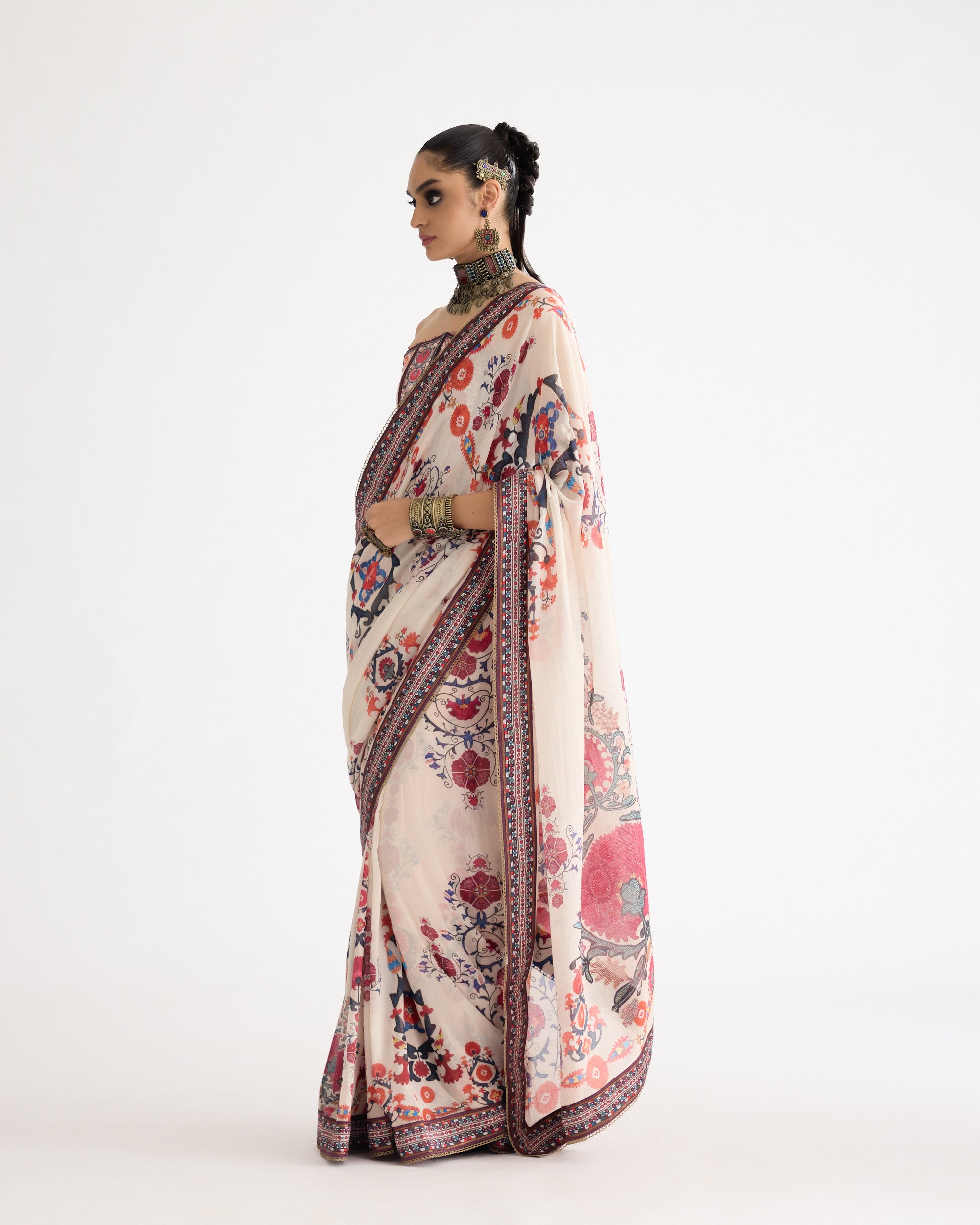 Bukhara : Saavi Multi