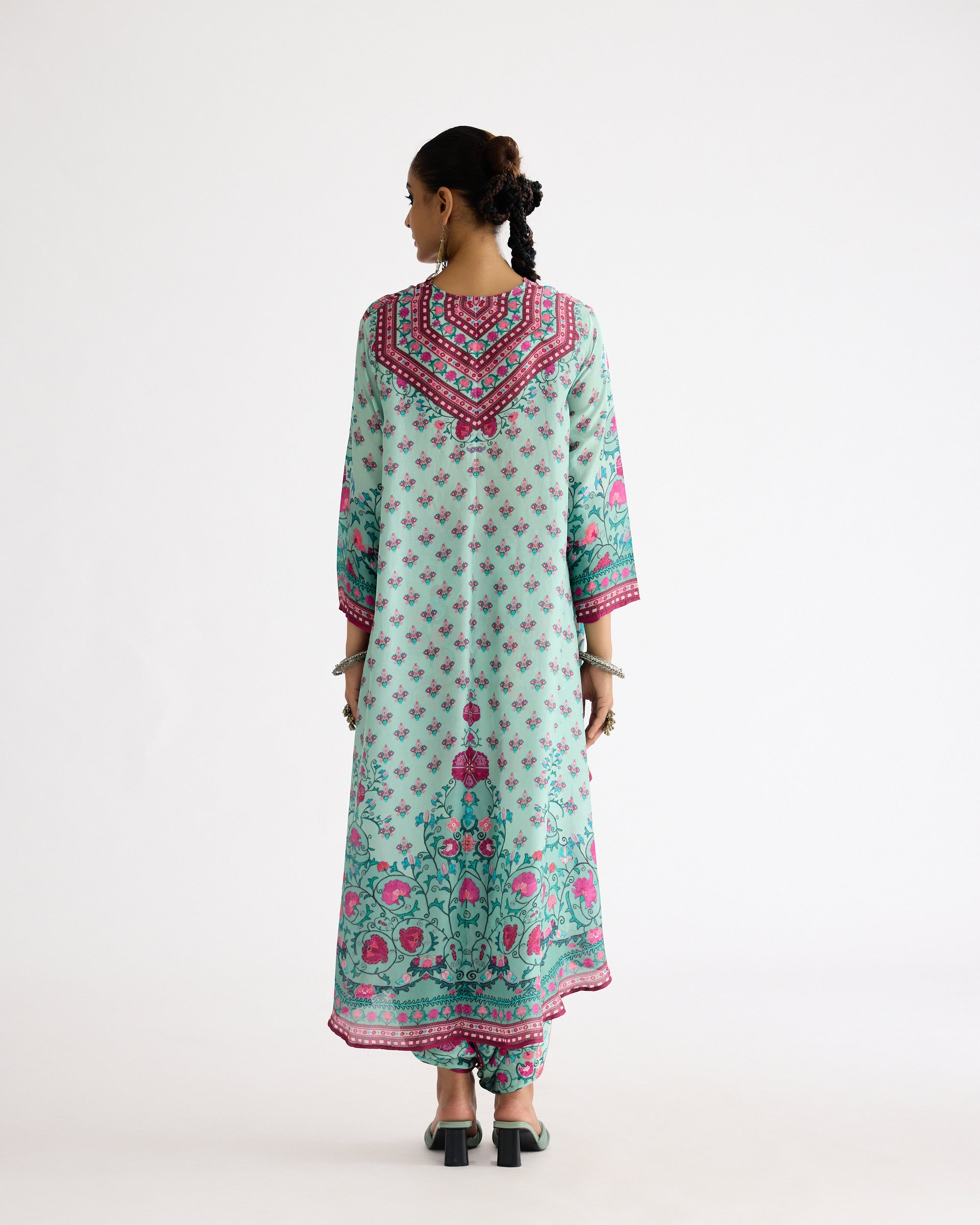 Bukhara : Aarvi