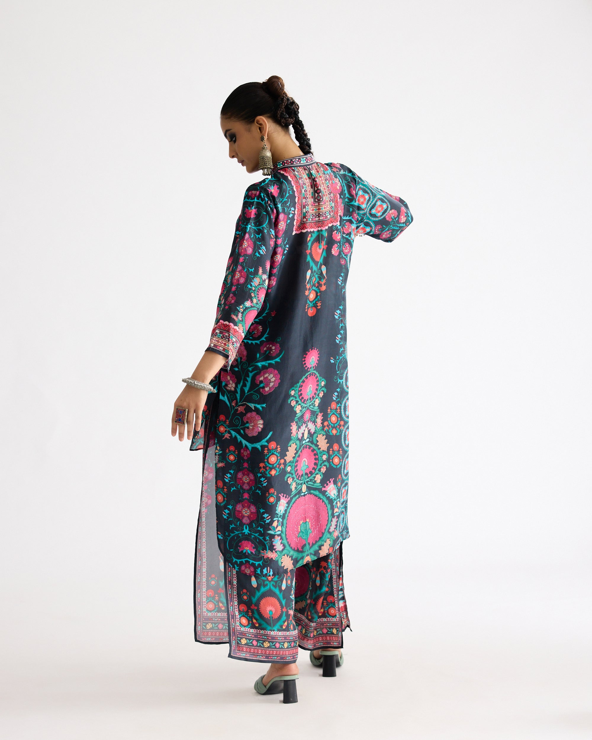 Bukhara : Baaka
