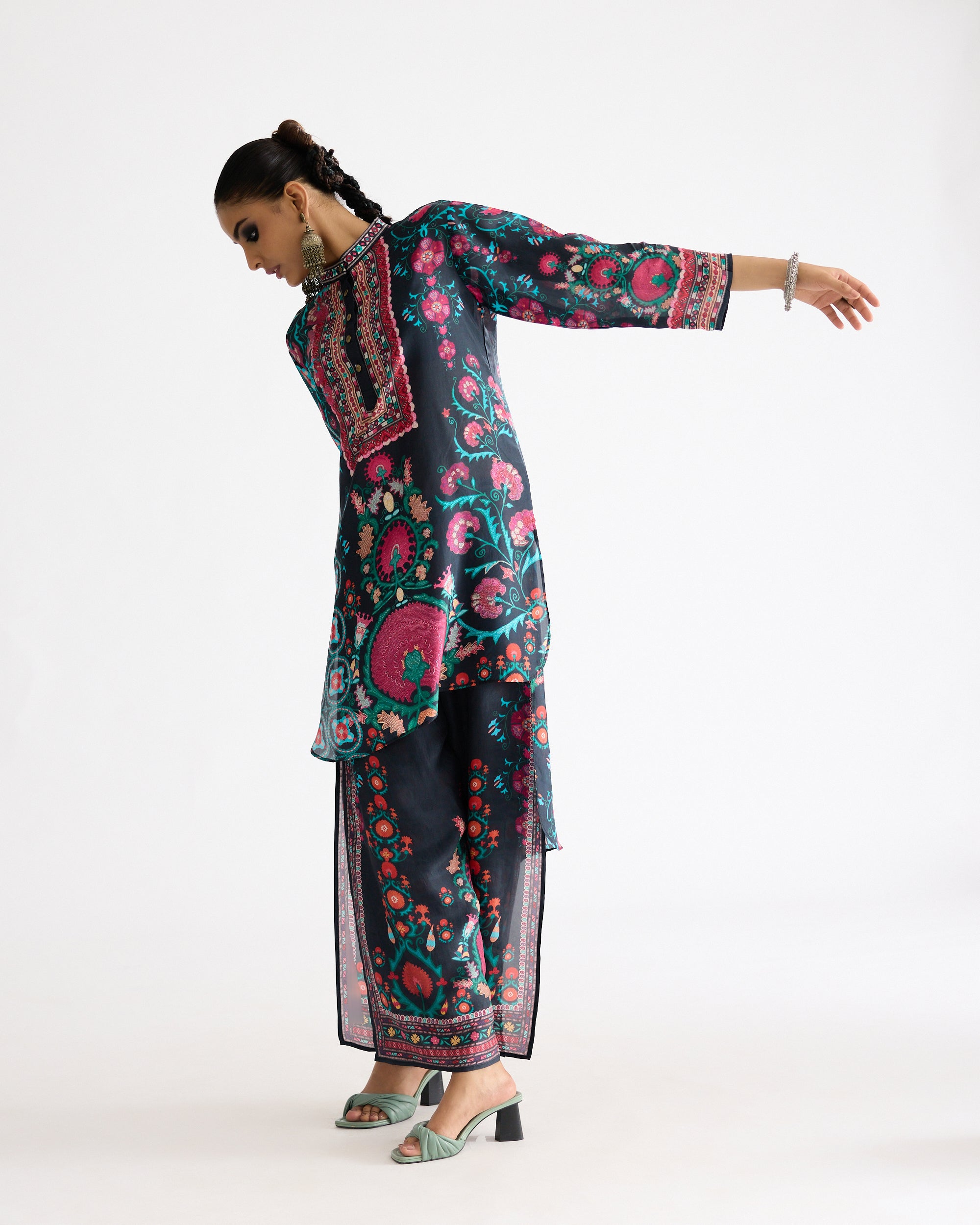 Bukhara : Baaka