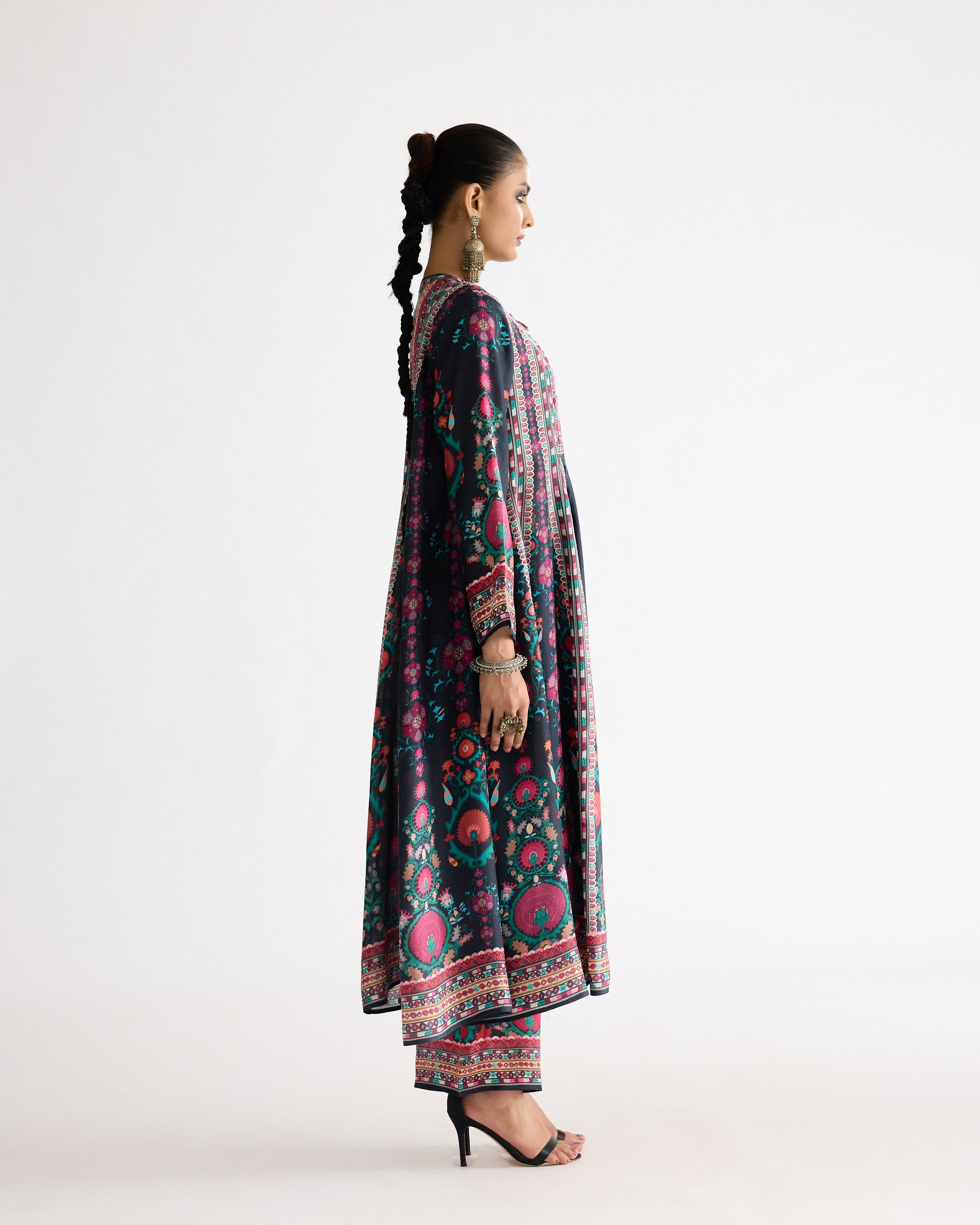 Bukhara : Anisha