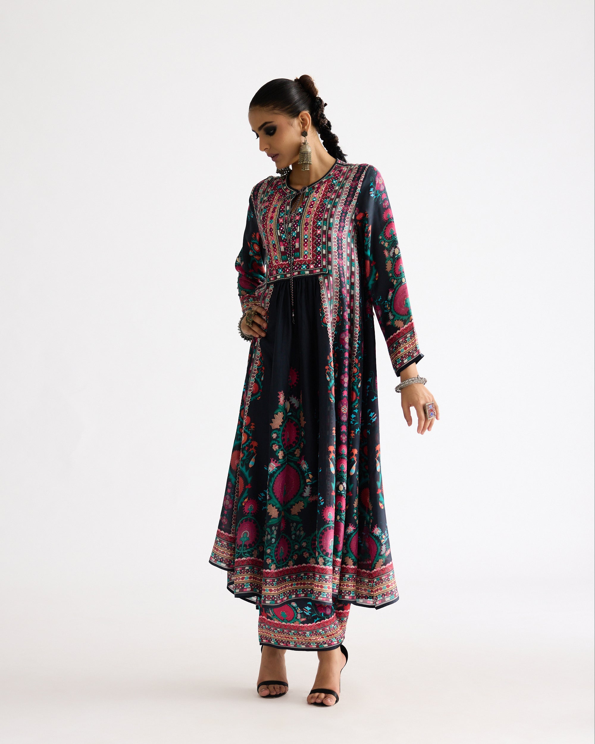 Bukhara : Anisha