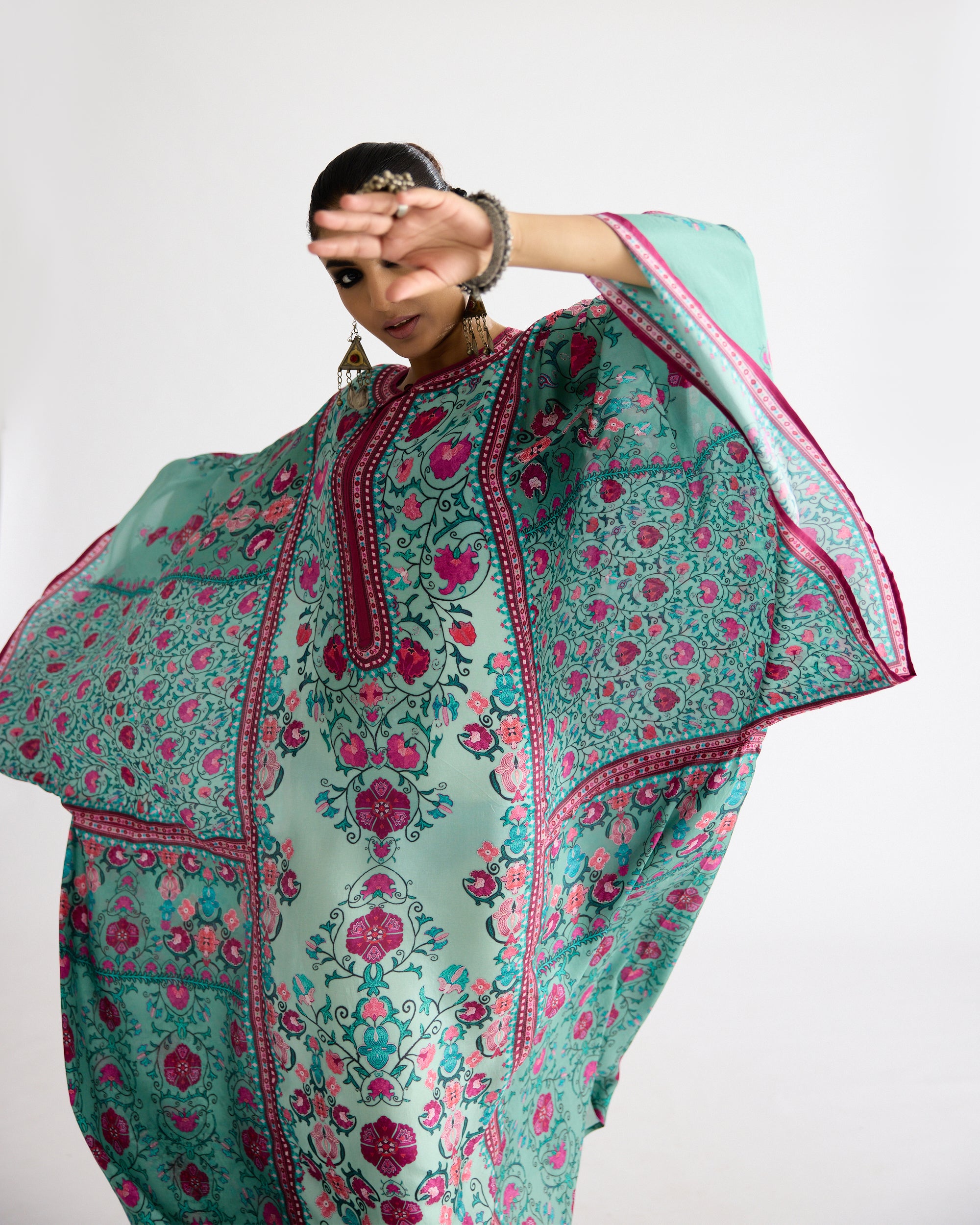 Bukhara : Beatrice