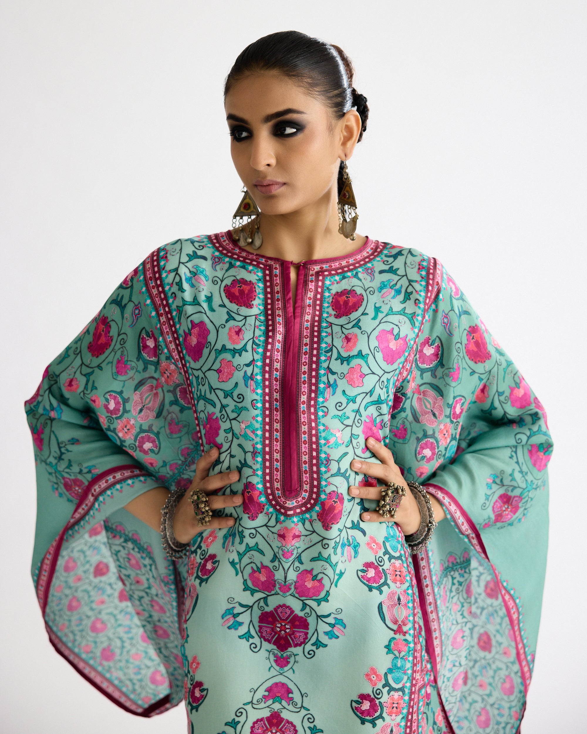 Bukhara : Beatrice