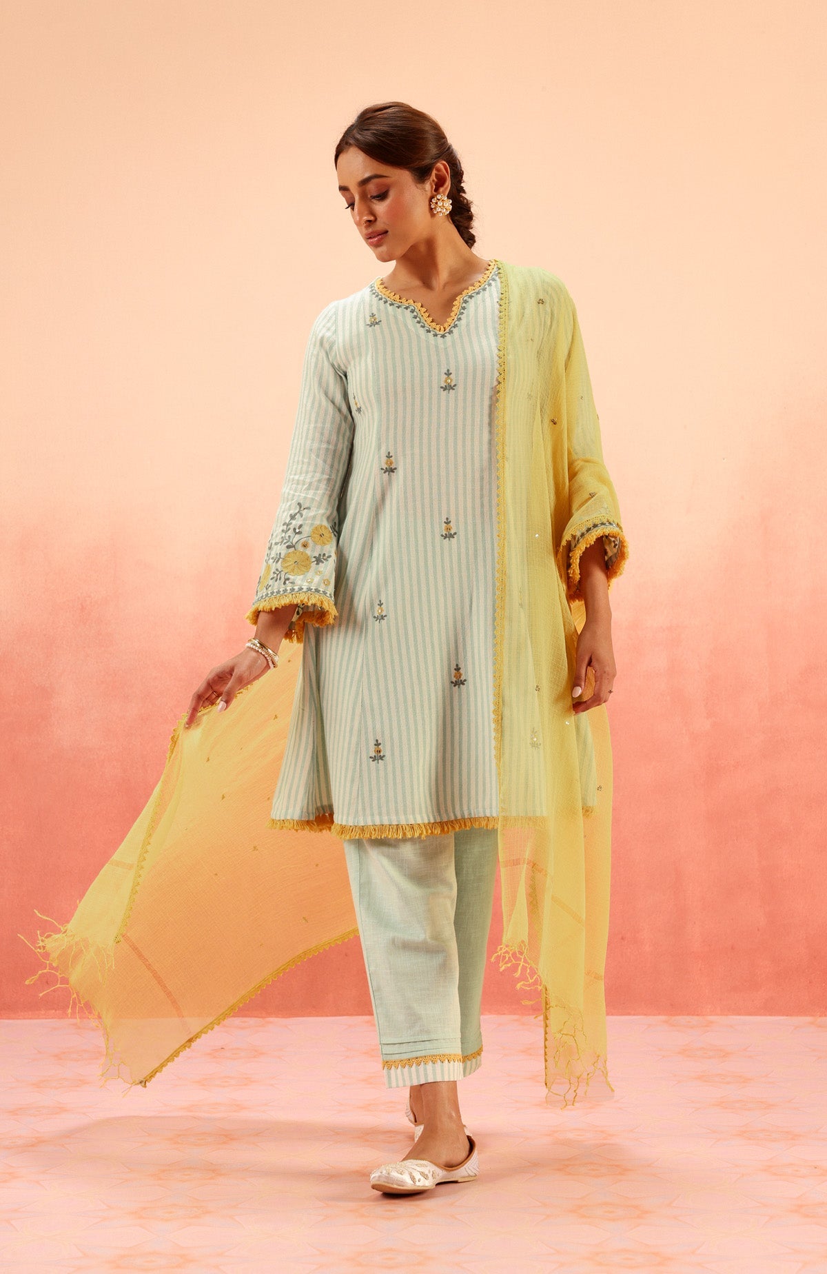 SAYA GREEN EMBROIDERED YARN DYED HANDCRAFTED KURTA SET
