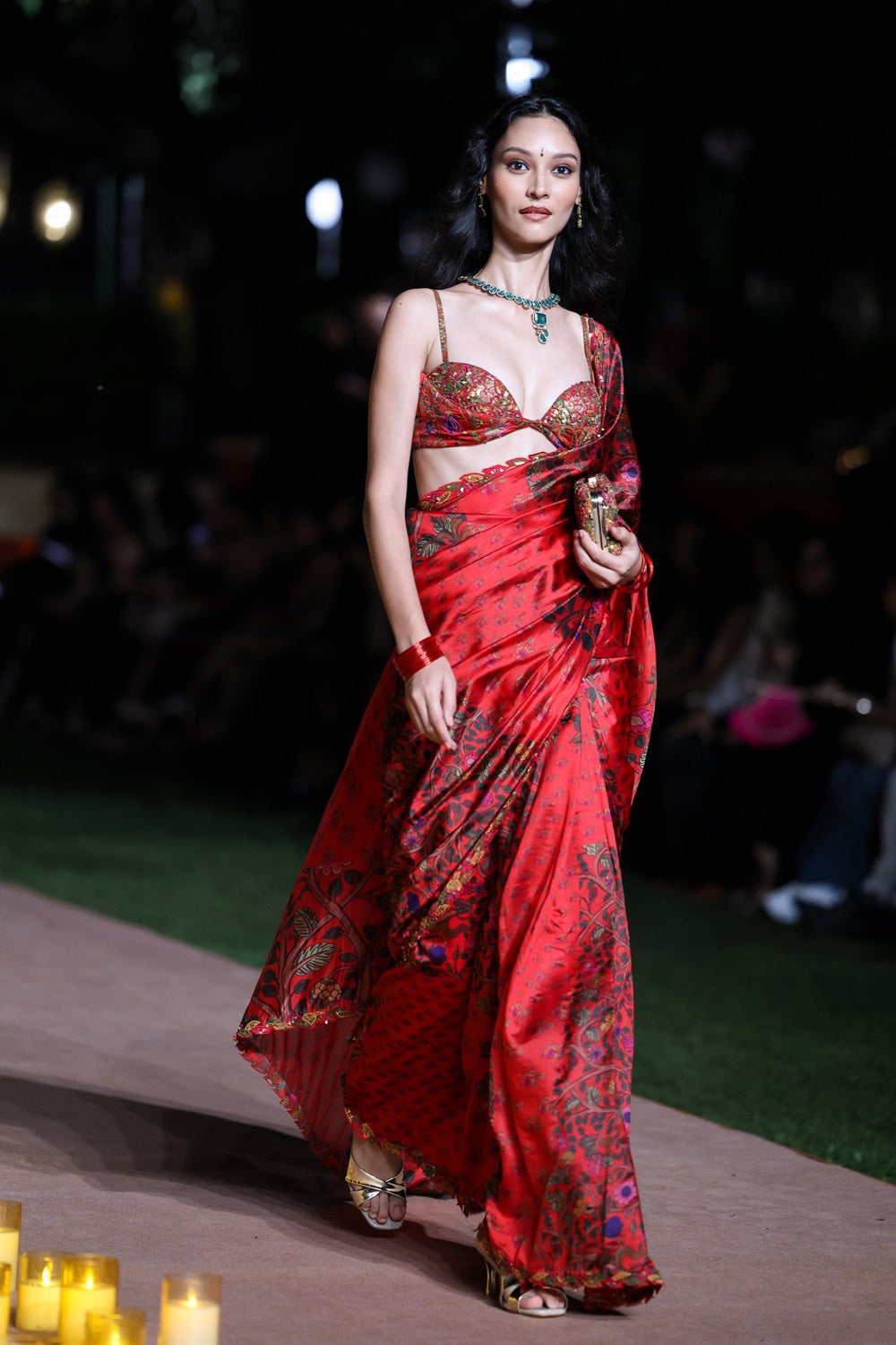 Surkh Laal Saree Set