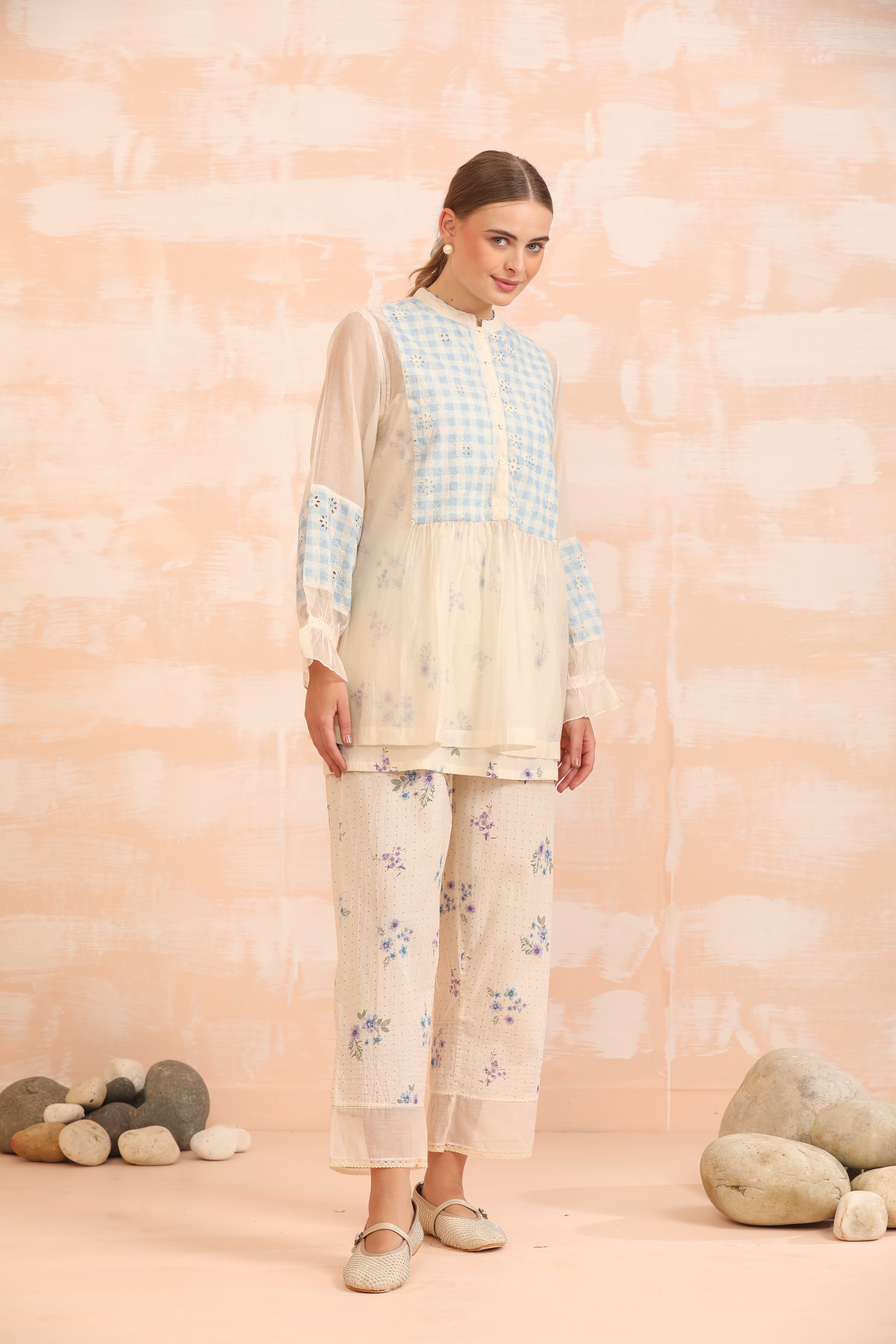 FREESIA OUTFIT