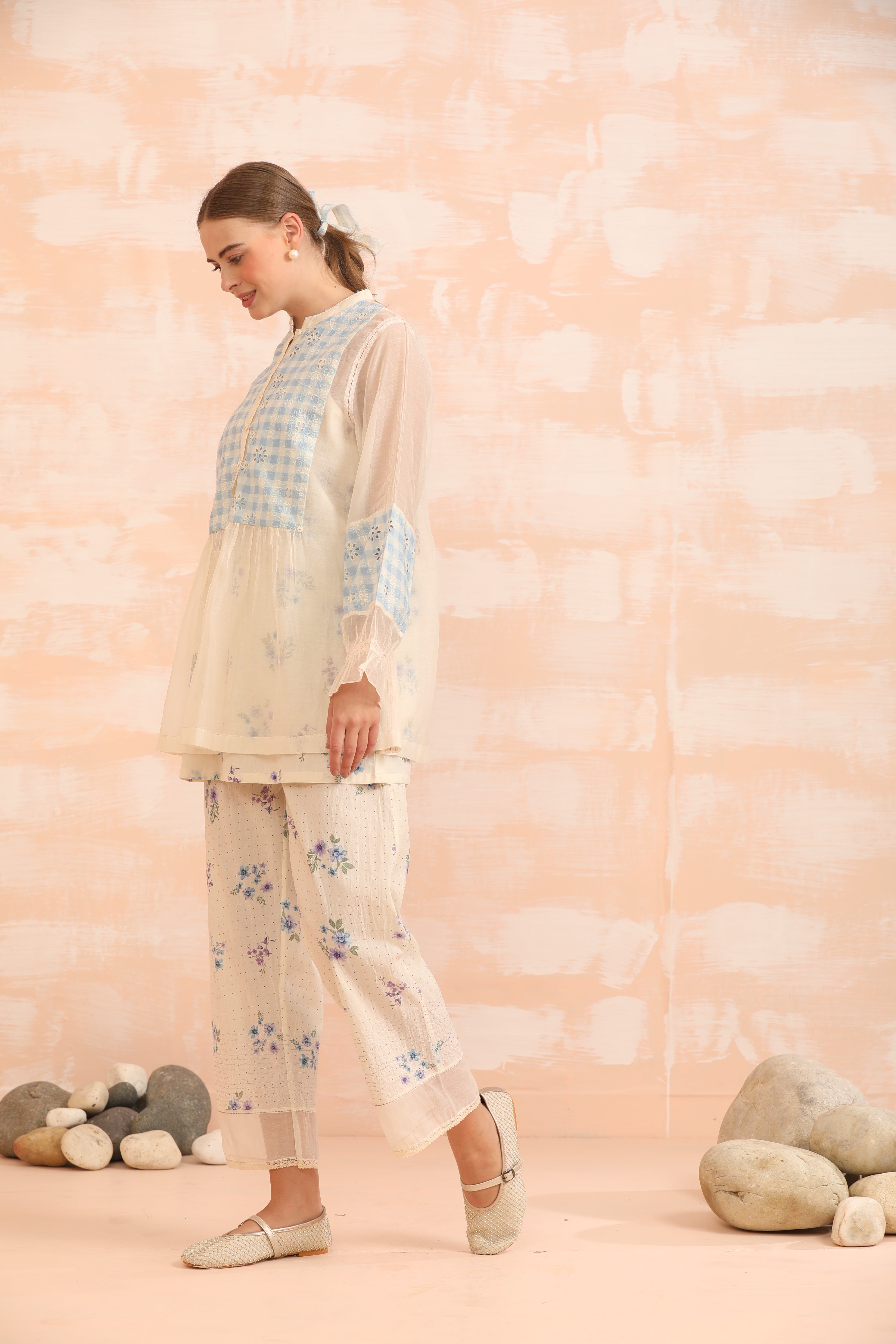 FREESIA OUTFIT