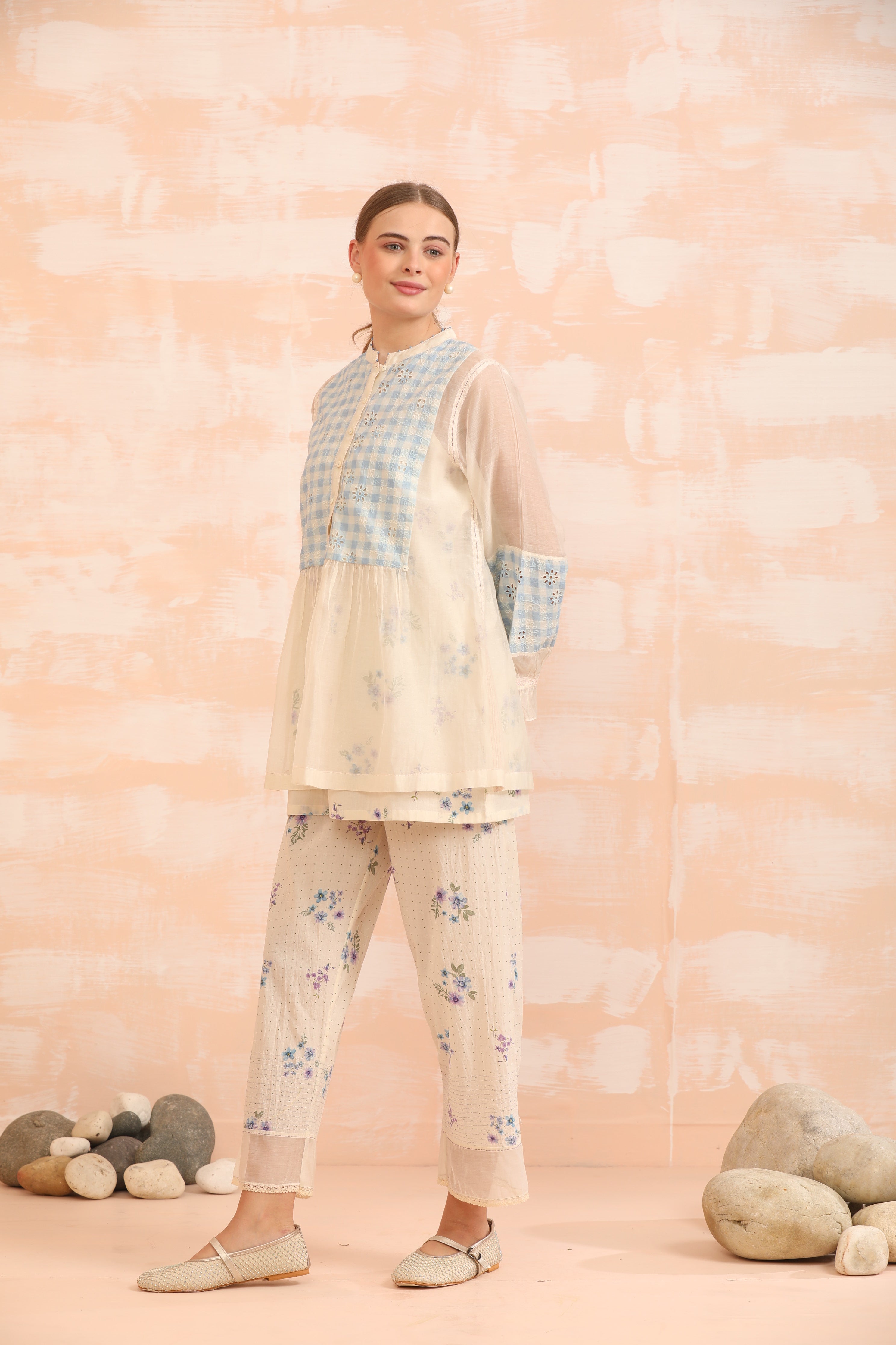 FREESIA OUTFIT