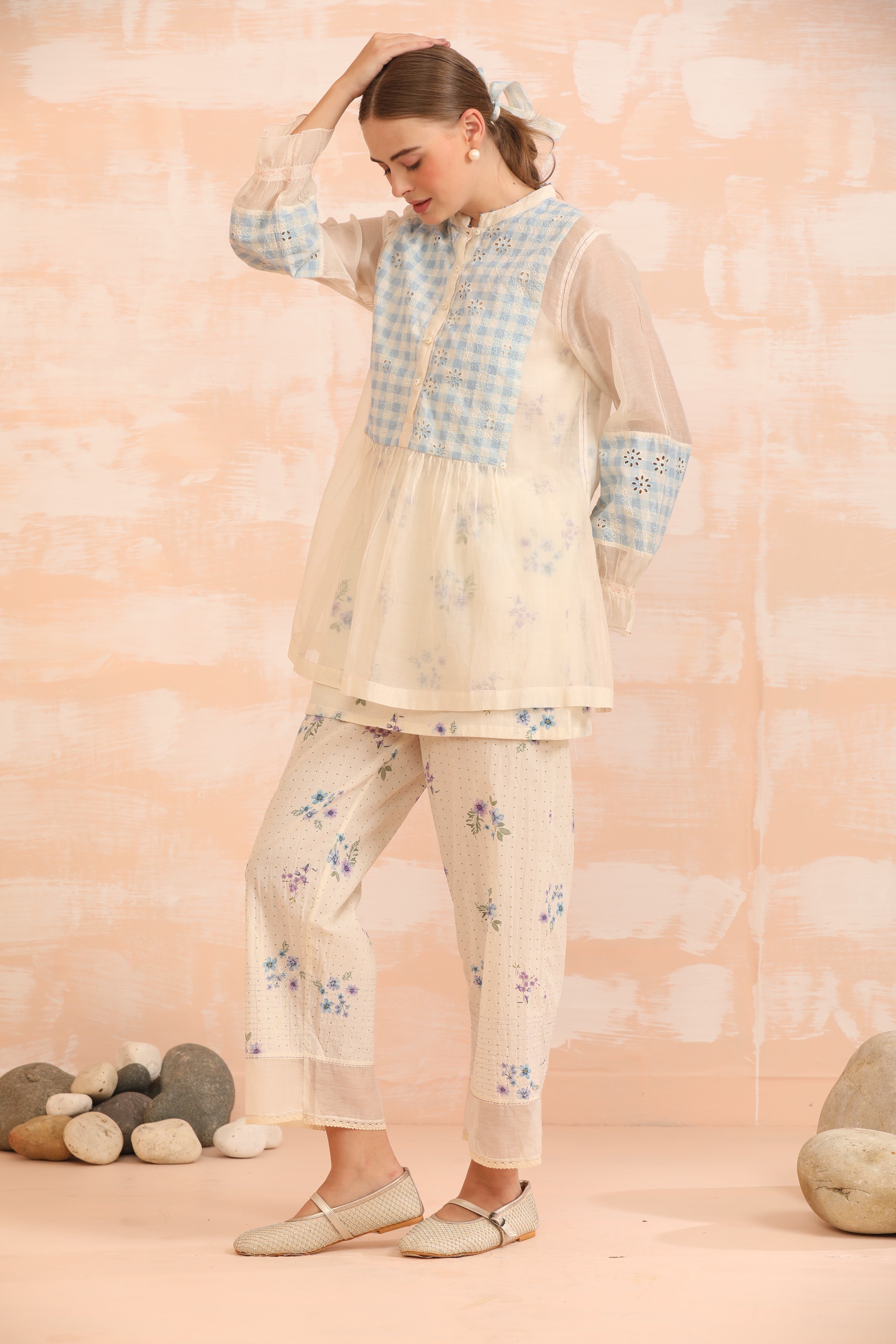 FREESIA OUTFIT