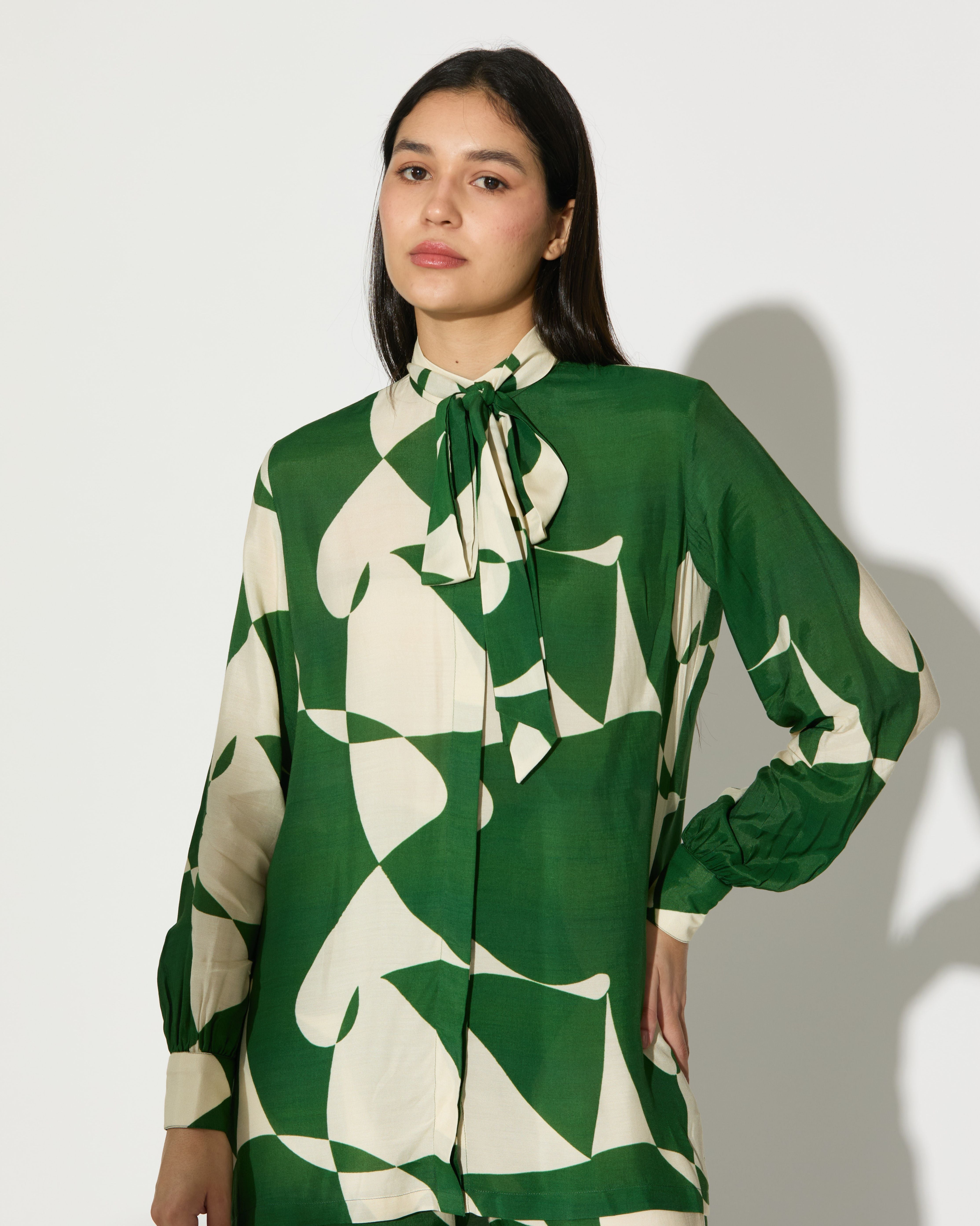 GREEN AND WHITE ABSTRACT BOW TIE SHIRT