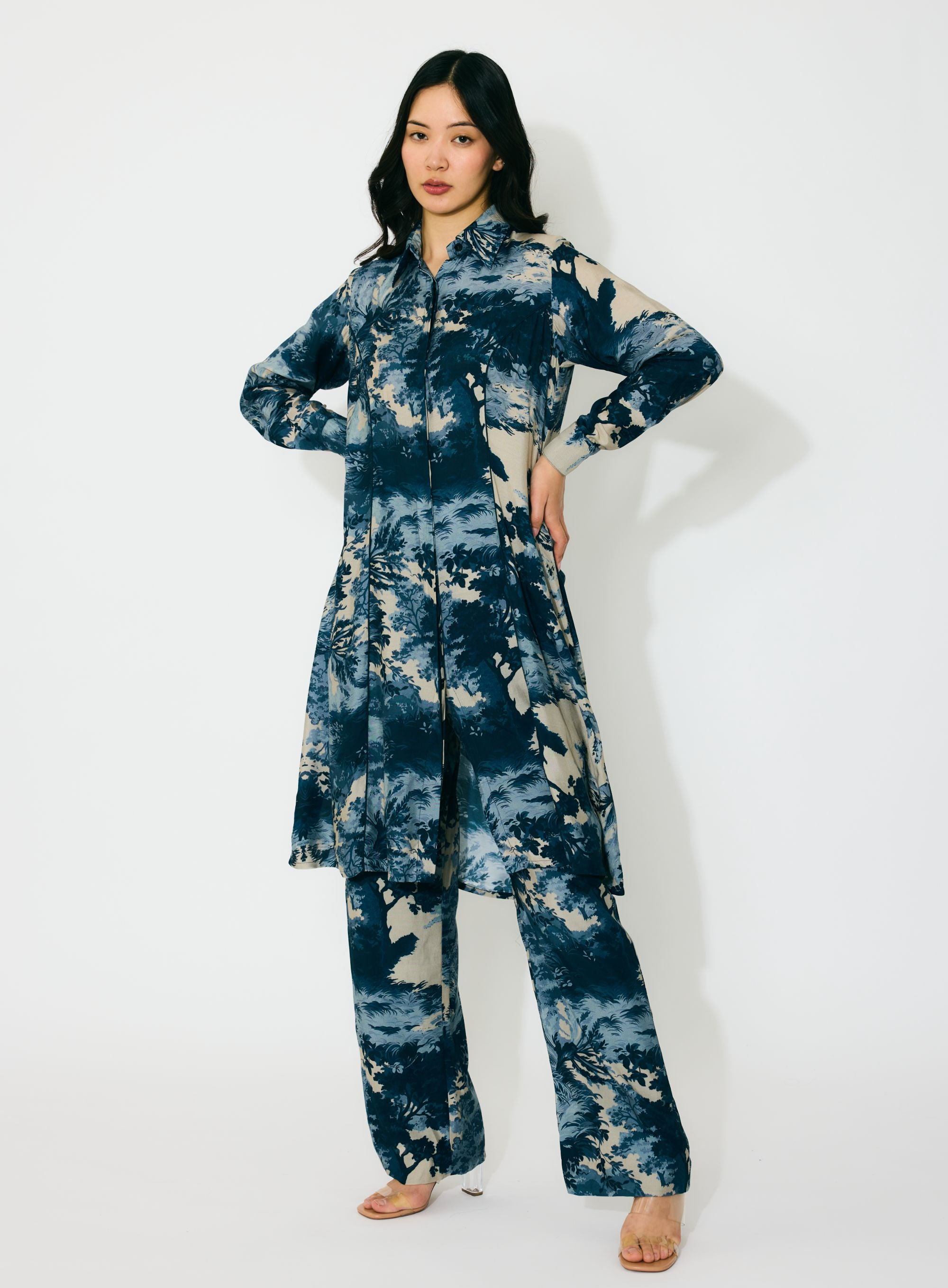 BLUE, INDIGO AND BEIGE TOILE PRINT LONG SHIRT