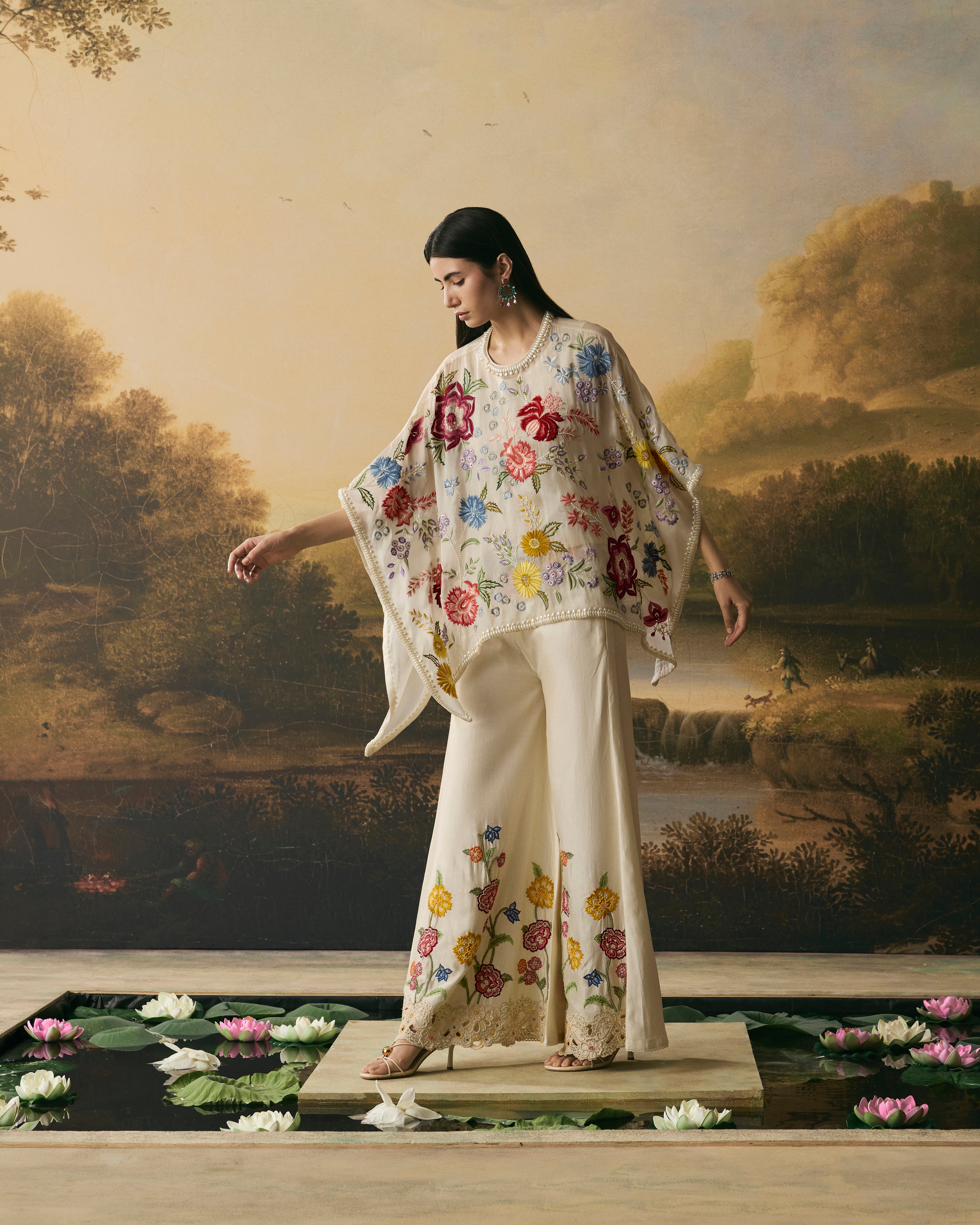 IVORY FLORAL BLOOM SHARARA