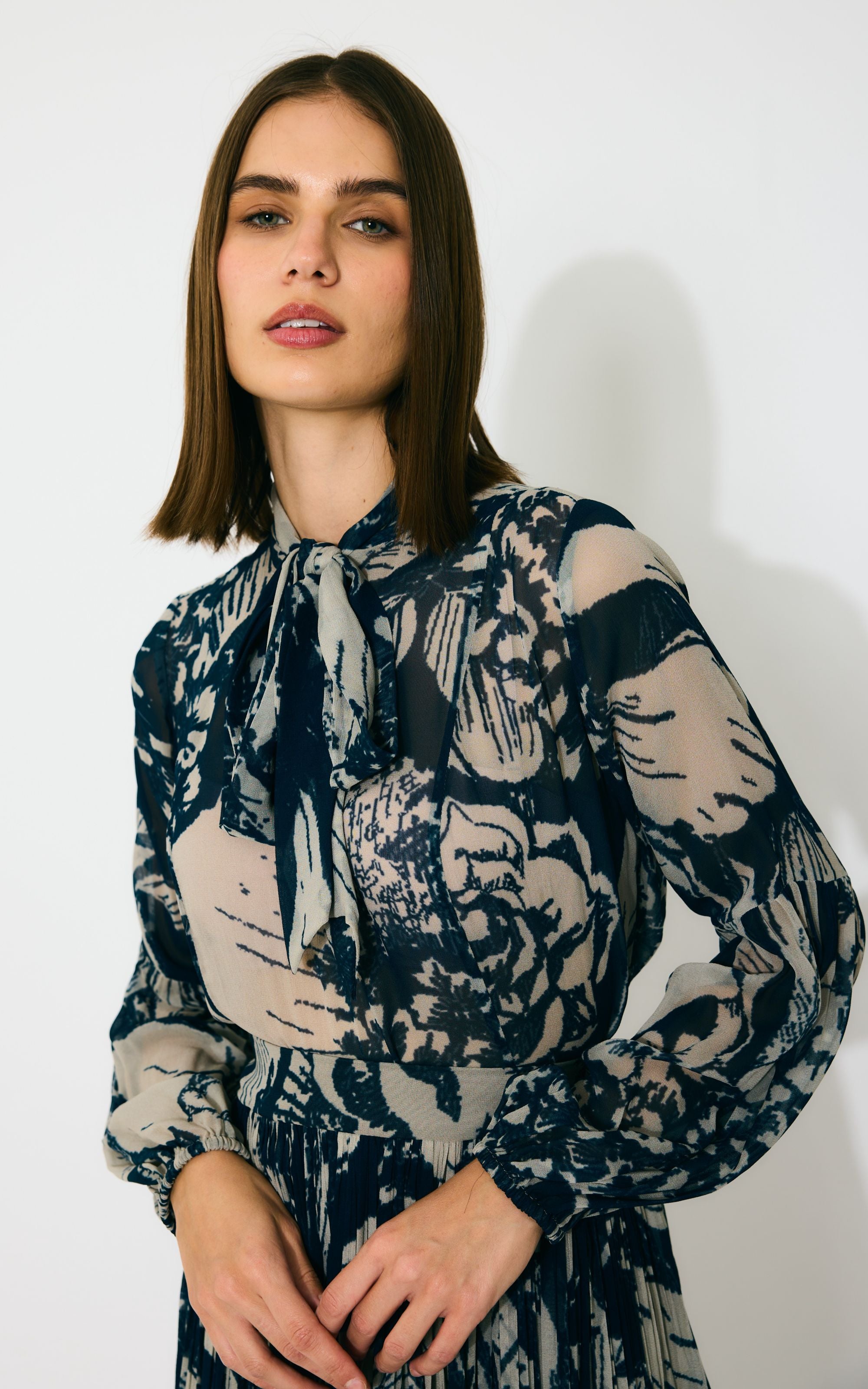 BLUE AND BEIGE FLORAL BOW TIE SHIRT