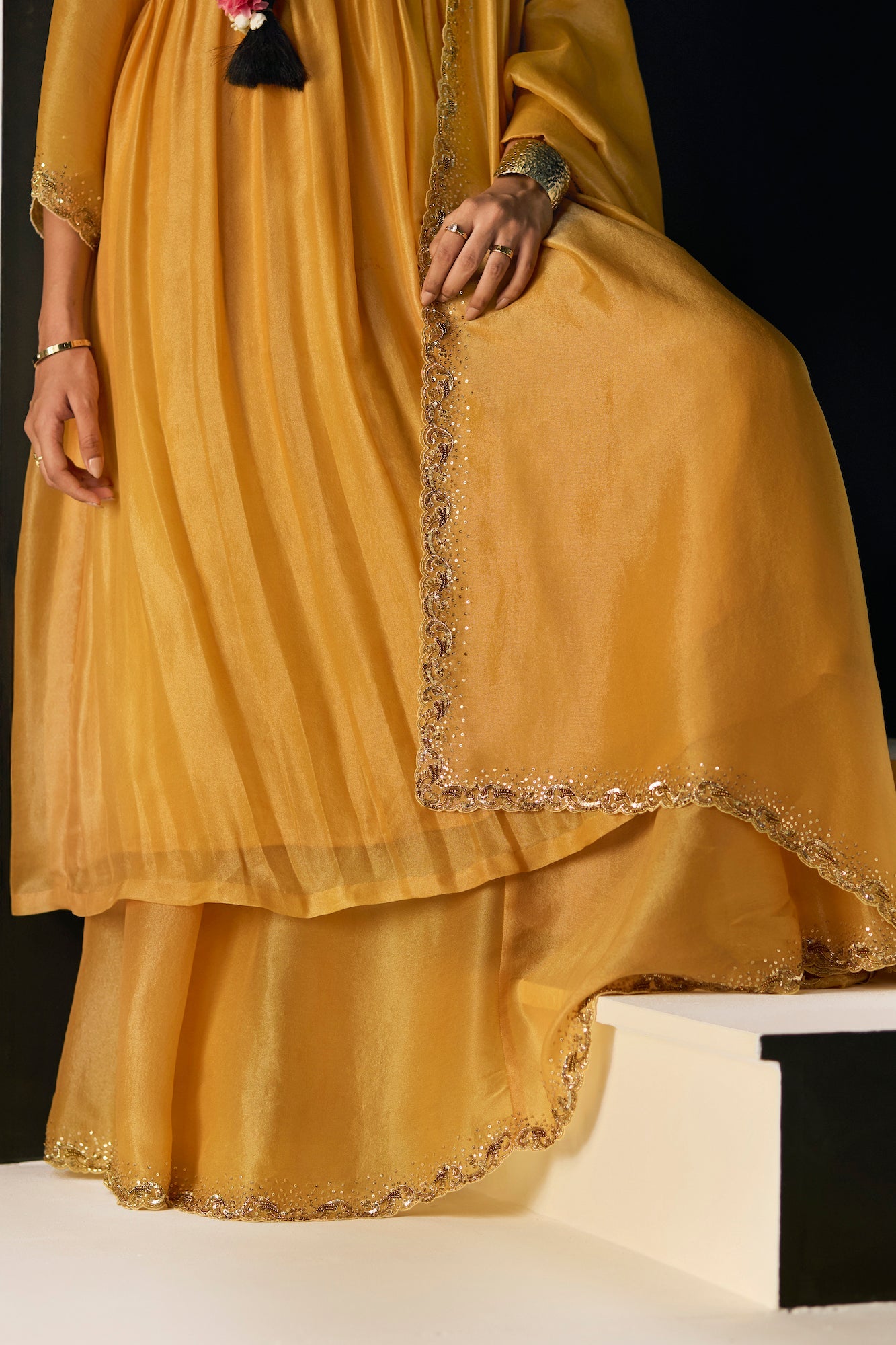 Elegant Yellow Rehmat Tissue Silk Lehenga Set: Kurta, Skirt, Dupatta