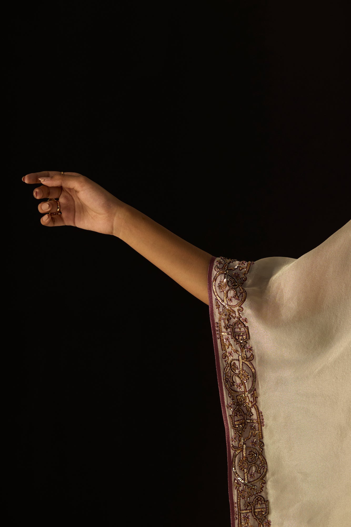 Elegant White Rana Tissue Silk Kaftan Set with Undershirt and Pants