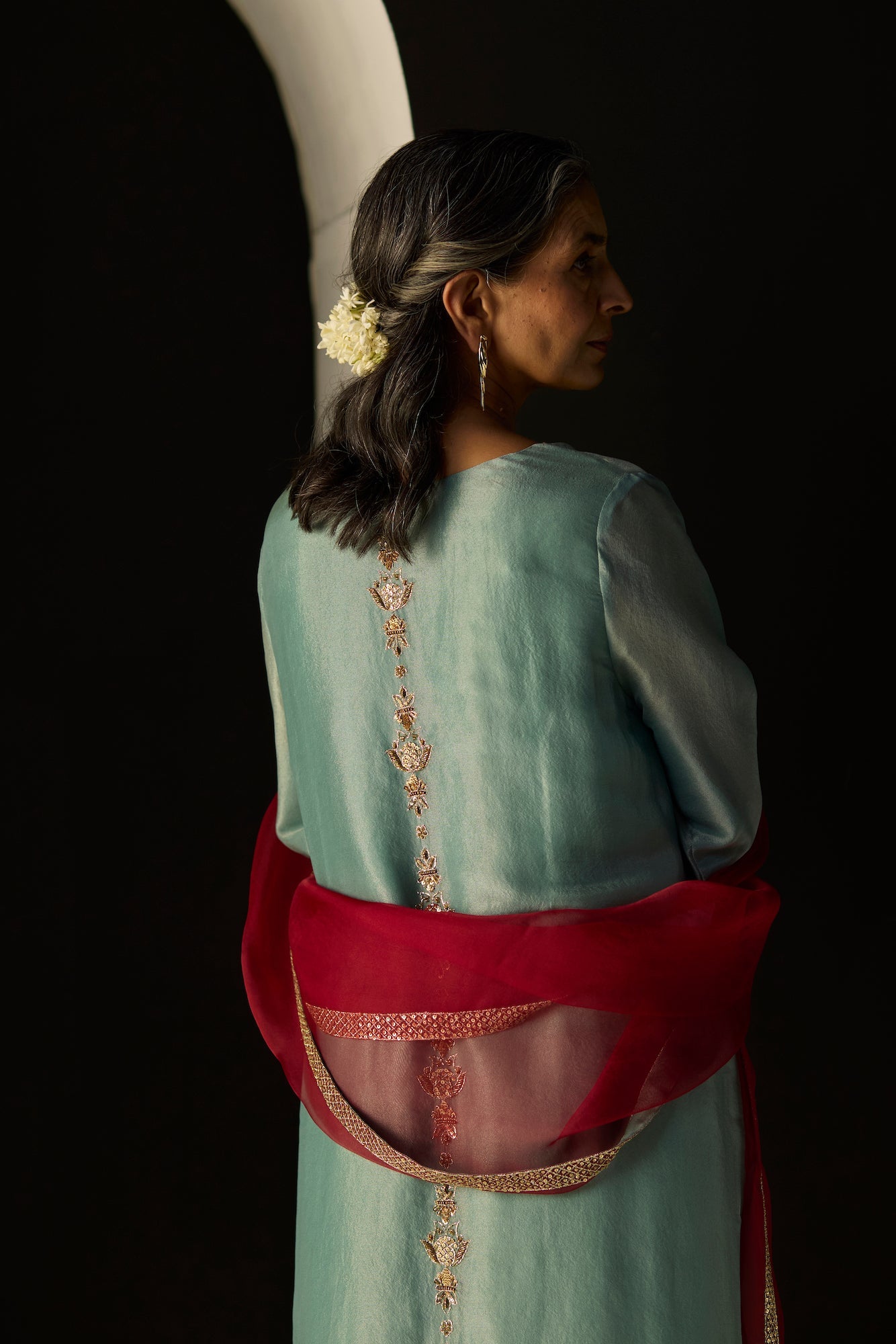 Elegant Blue Sana Suit: Tissue Silk Dupatta, Satin Kurta, Stylish Pants Ensemble