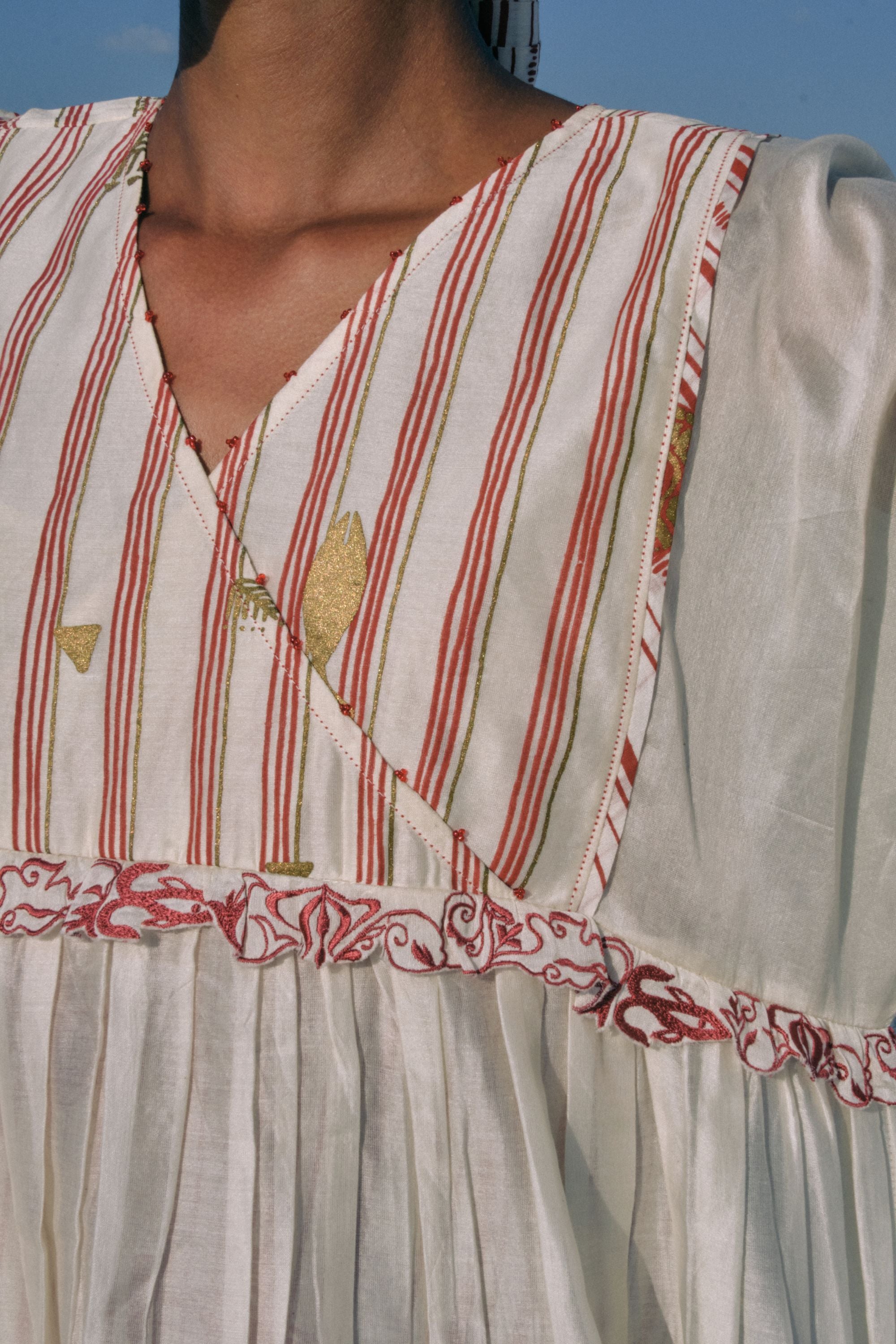 Su Mon Square Sleeve Dress