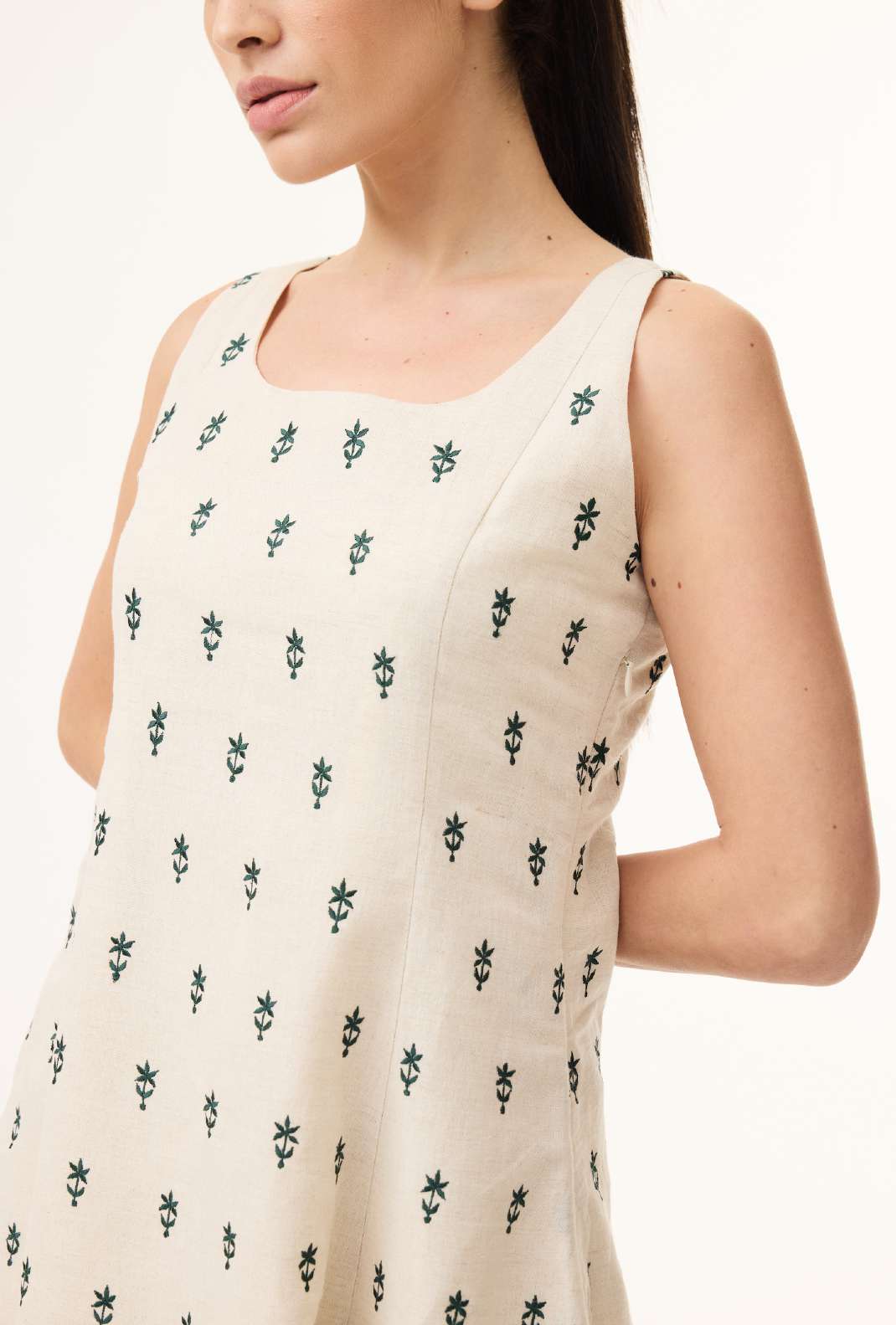 BEIGE EMBROIDERED SLEEVELESS DRESS