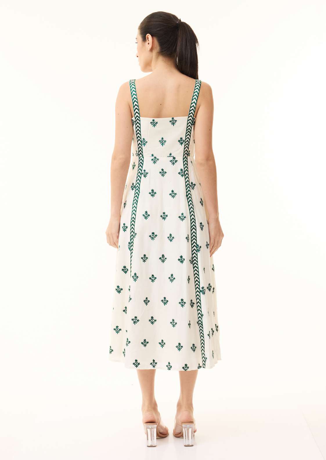 OFFWHITE & GREEN EMBRIDERED SLEEVELESS DRESS