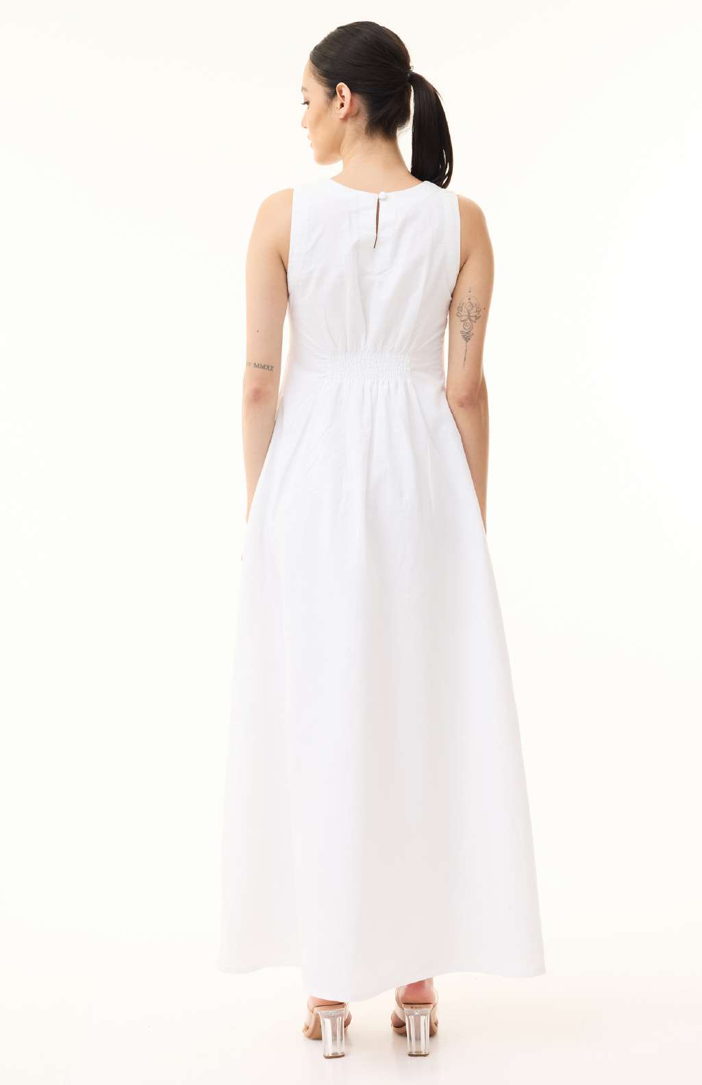 WHITE EMBROIDERED SLEEVELESS DRESS