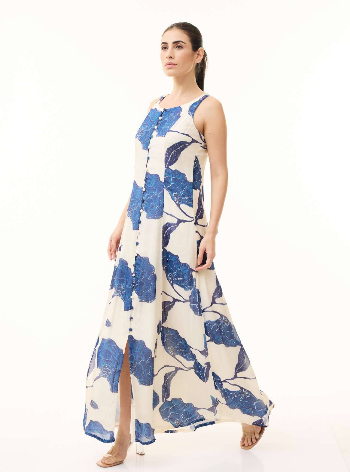 CREAM AND BLUE FLORAL SLEEVELESS LONG DRESS