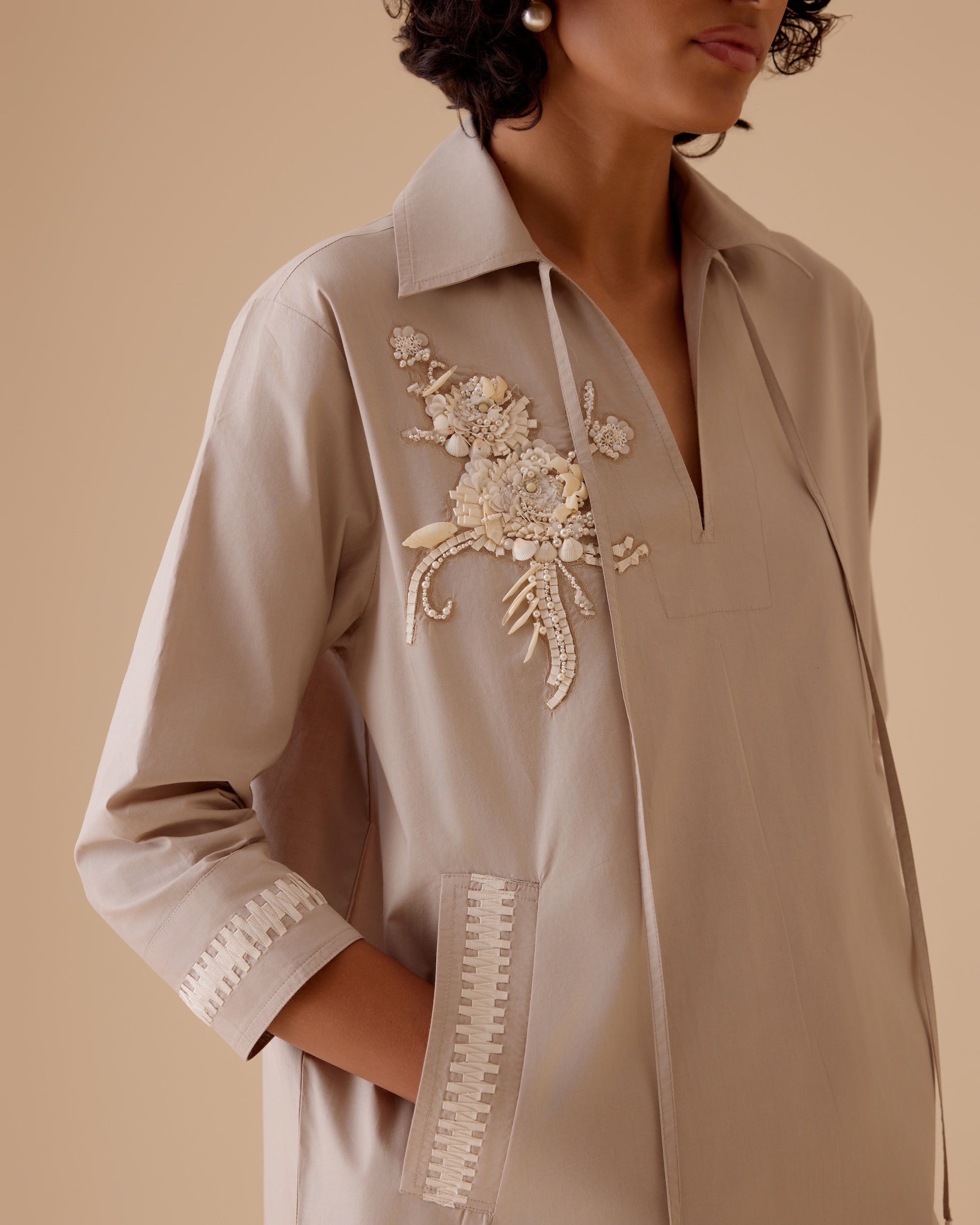 Fiona Sand tunic style classic shirt