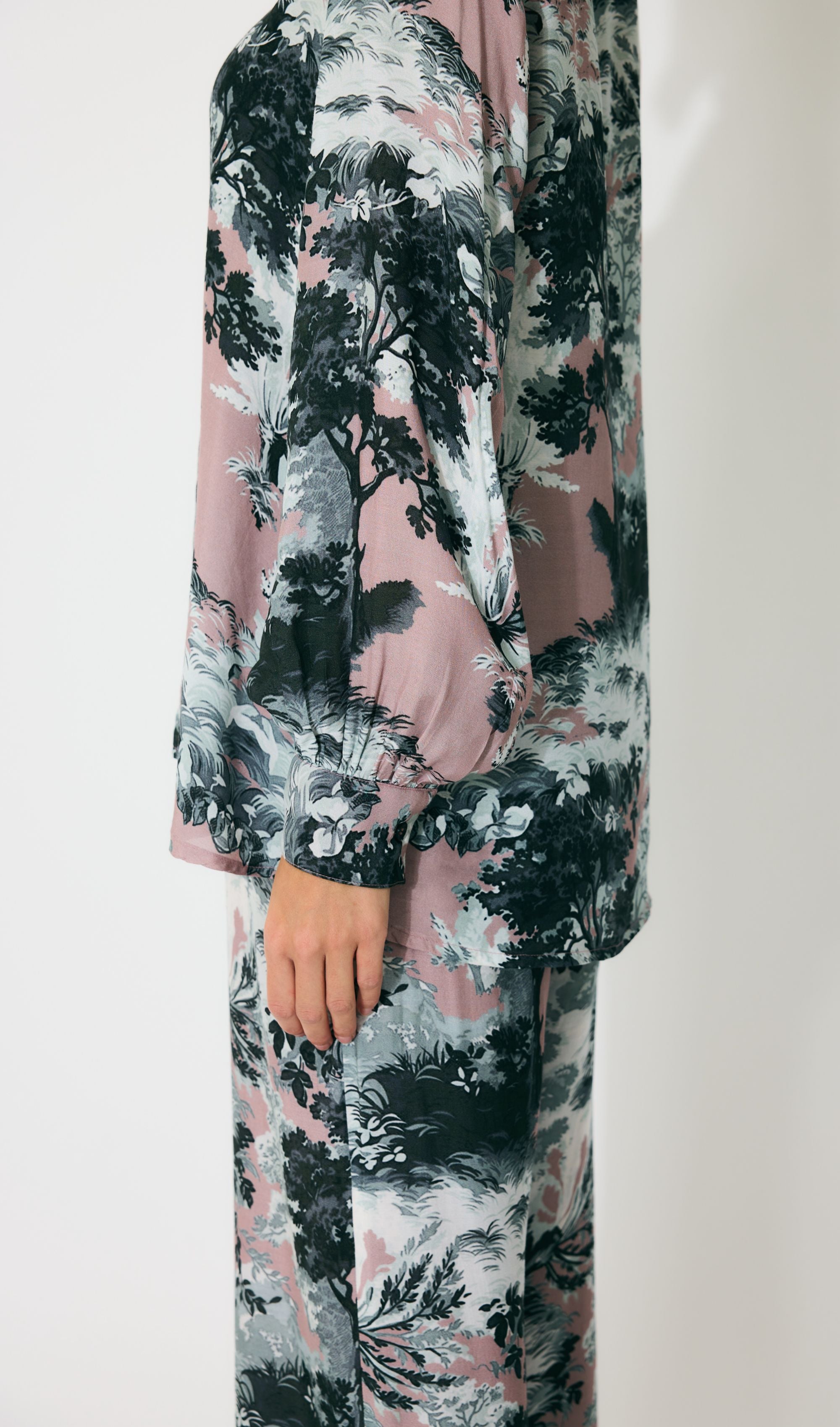 PINK, GREY AND WHITE TOILE PRINT SHIRT