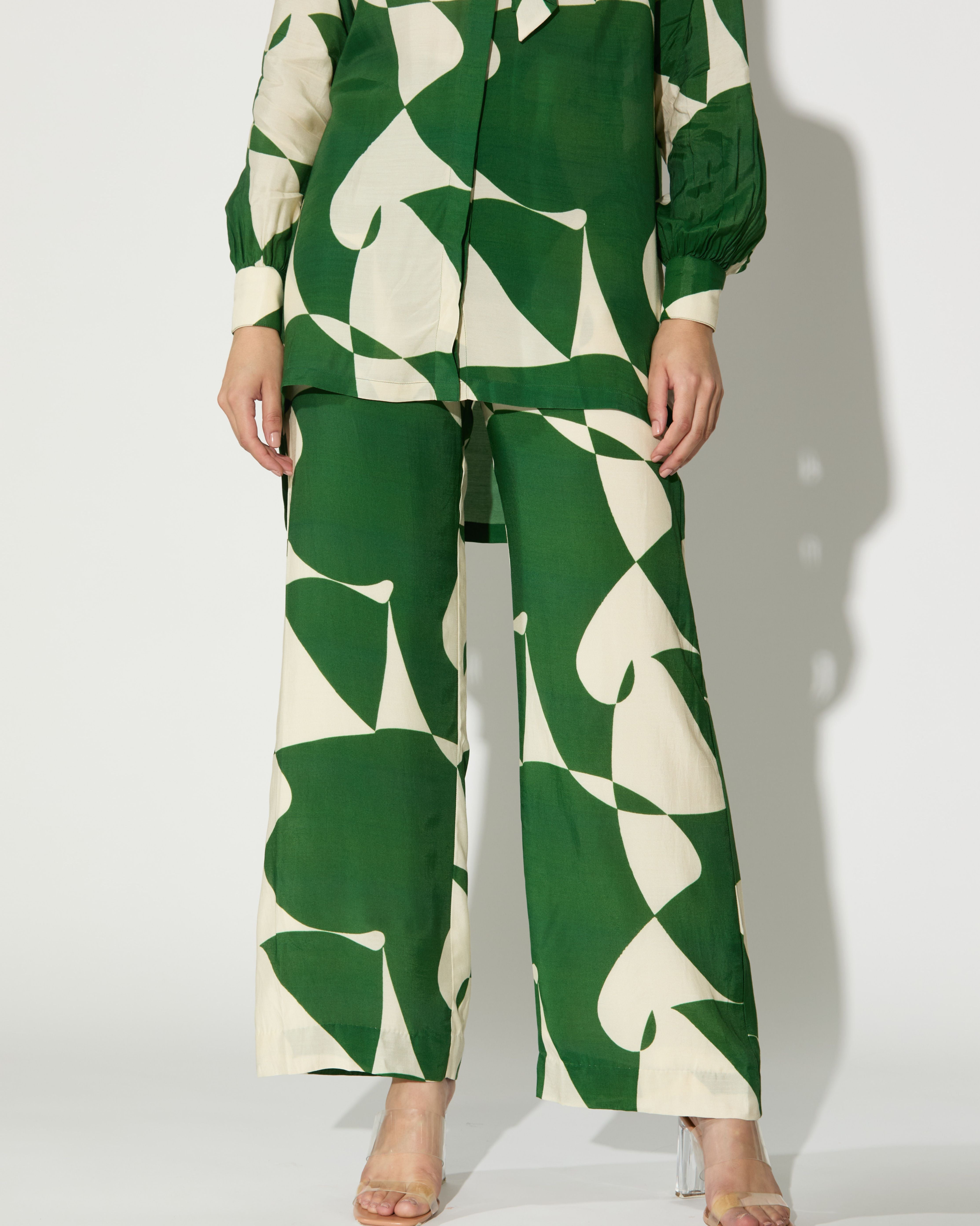 GREEN AND WHITE ABSTRACT PANTS