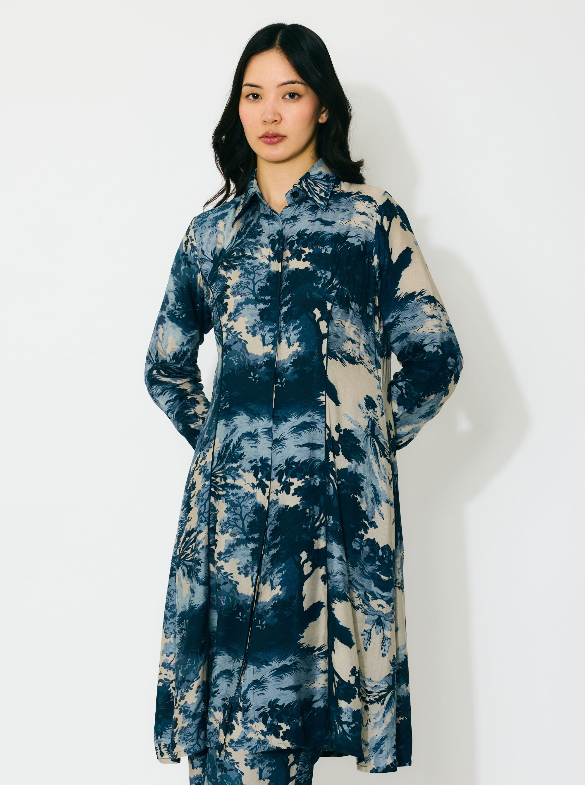 BLUE, INDIGO AND BEIGE TOILE PRINT LONG SHIRT