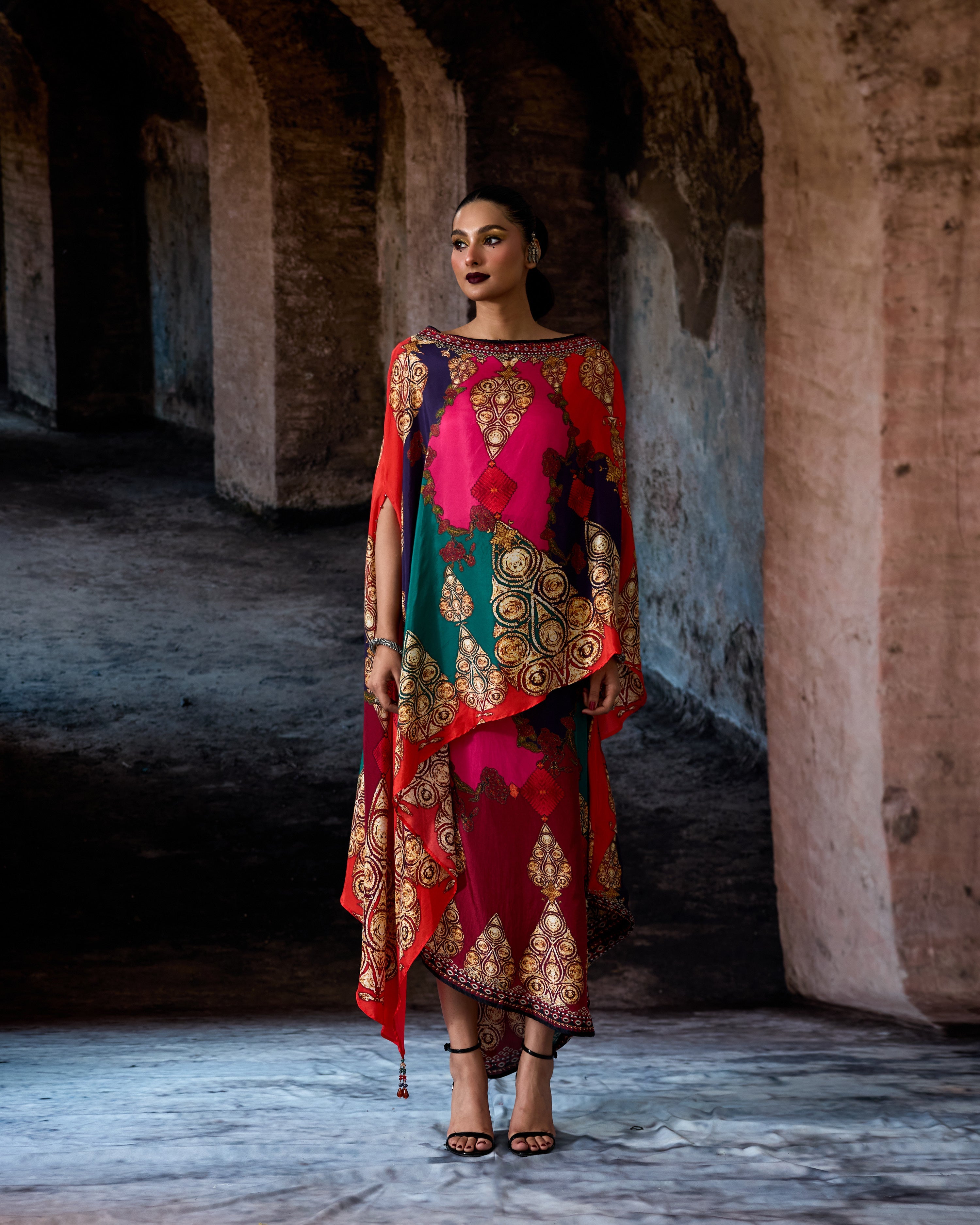 Bethari : Kamini - Multi