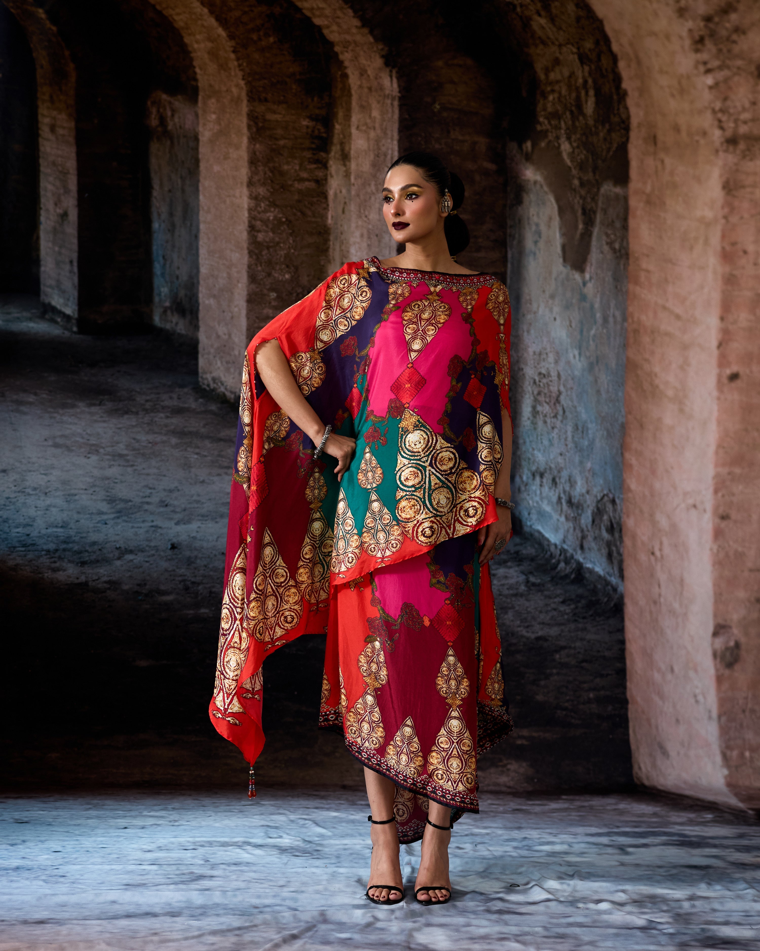 Bethari : Kamini - Multi