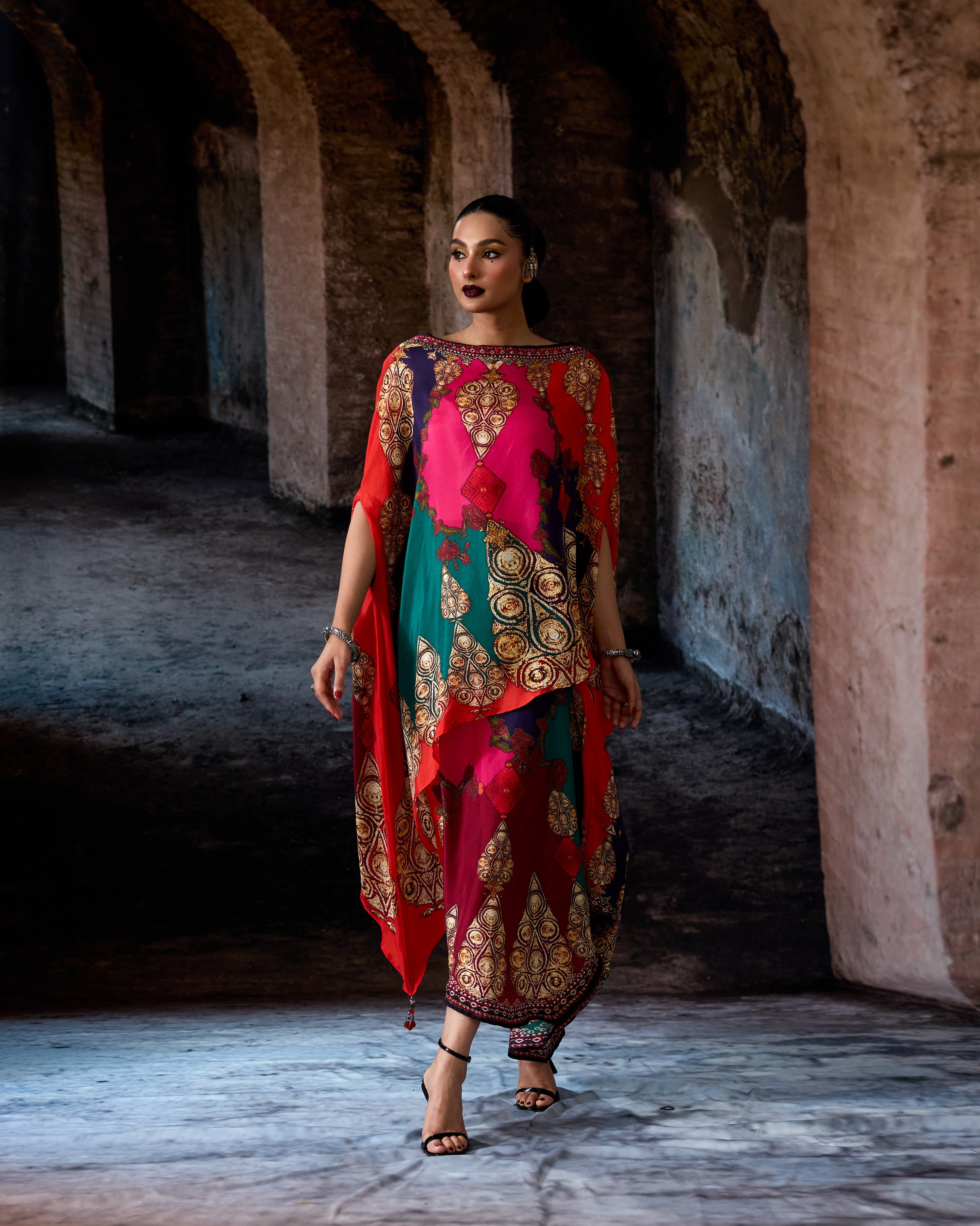 Bethari : Kamini - Multi