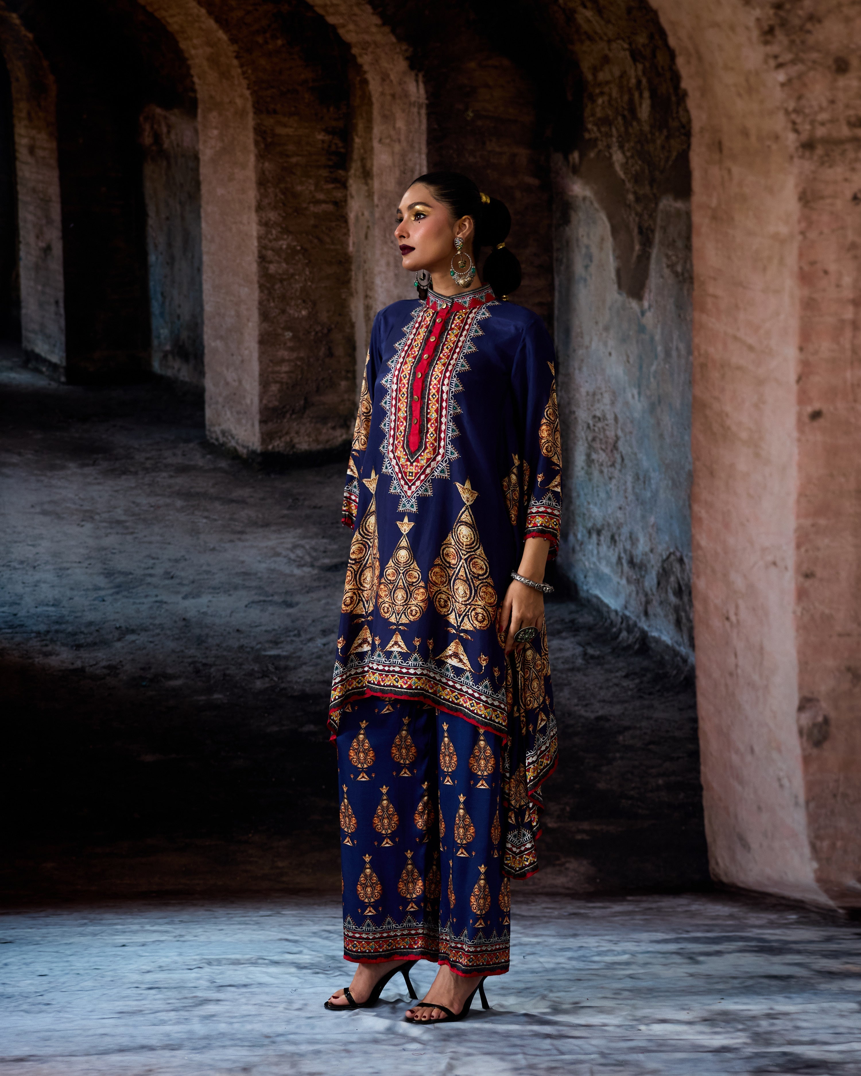 Bethari : Navya - Navy Blue