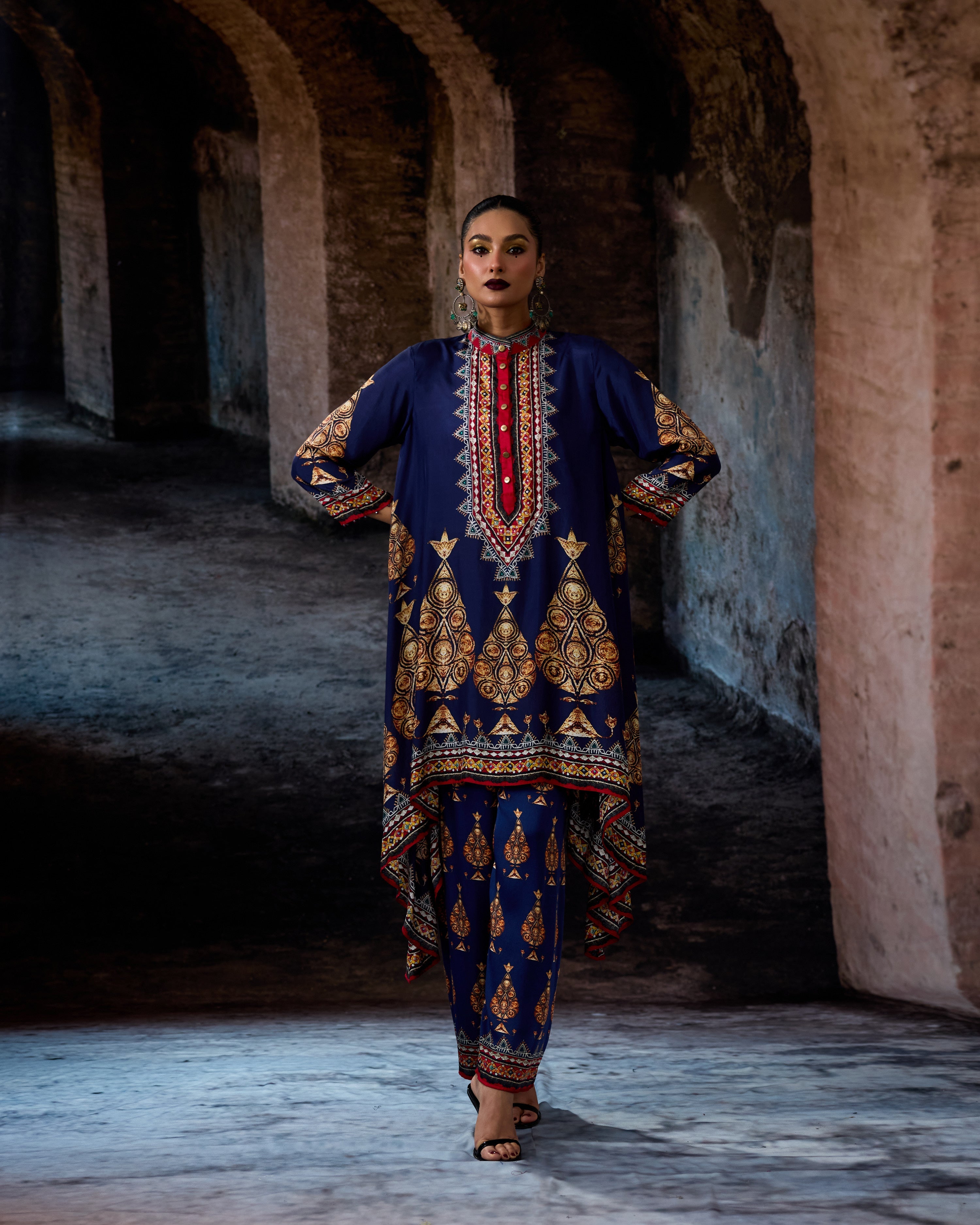 Bethari : Navya - Navy Blue