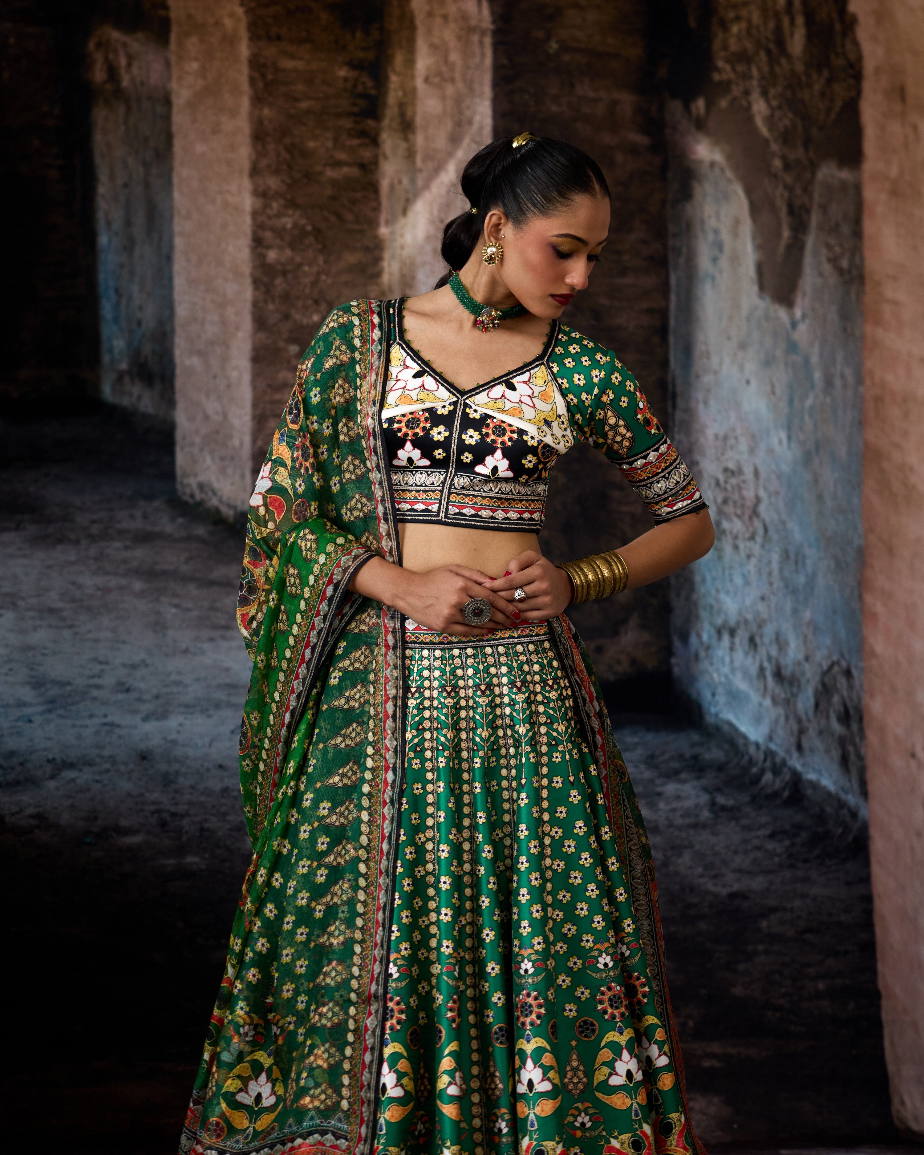 Bethari : Leela - Parrot Green