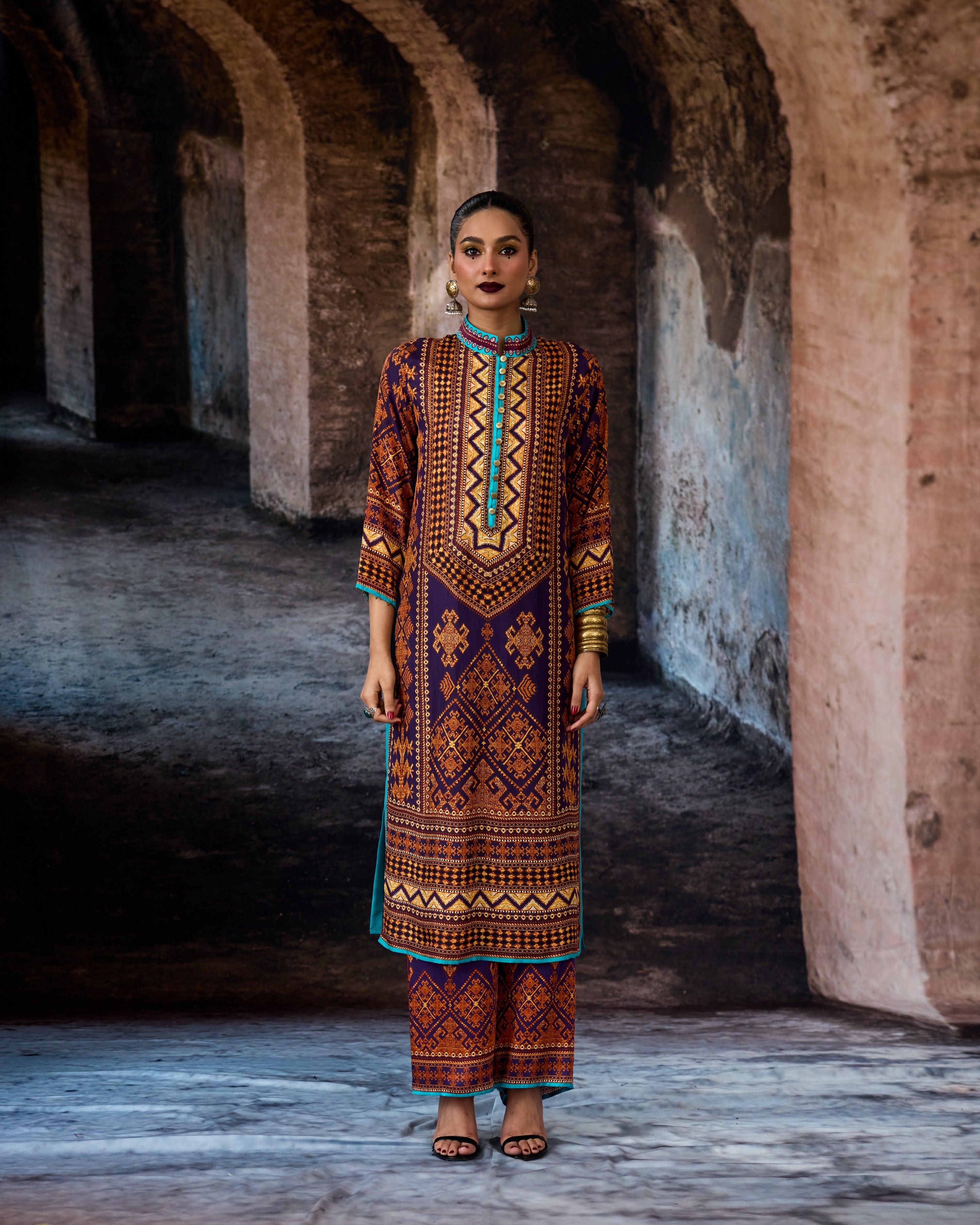 Bethari : Ramin - Purple/Gold