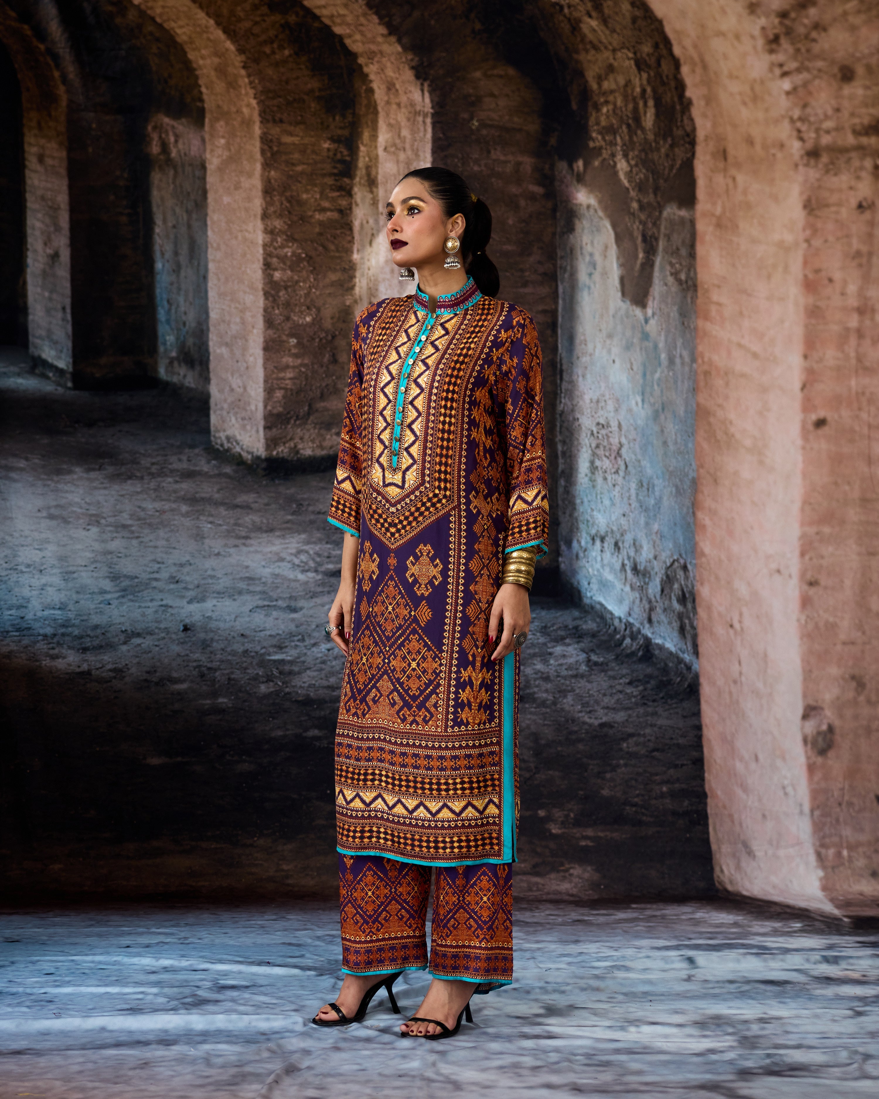 Bethari : Ramin - Purple/Gold