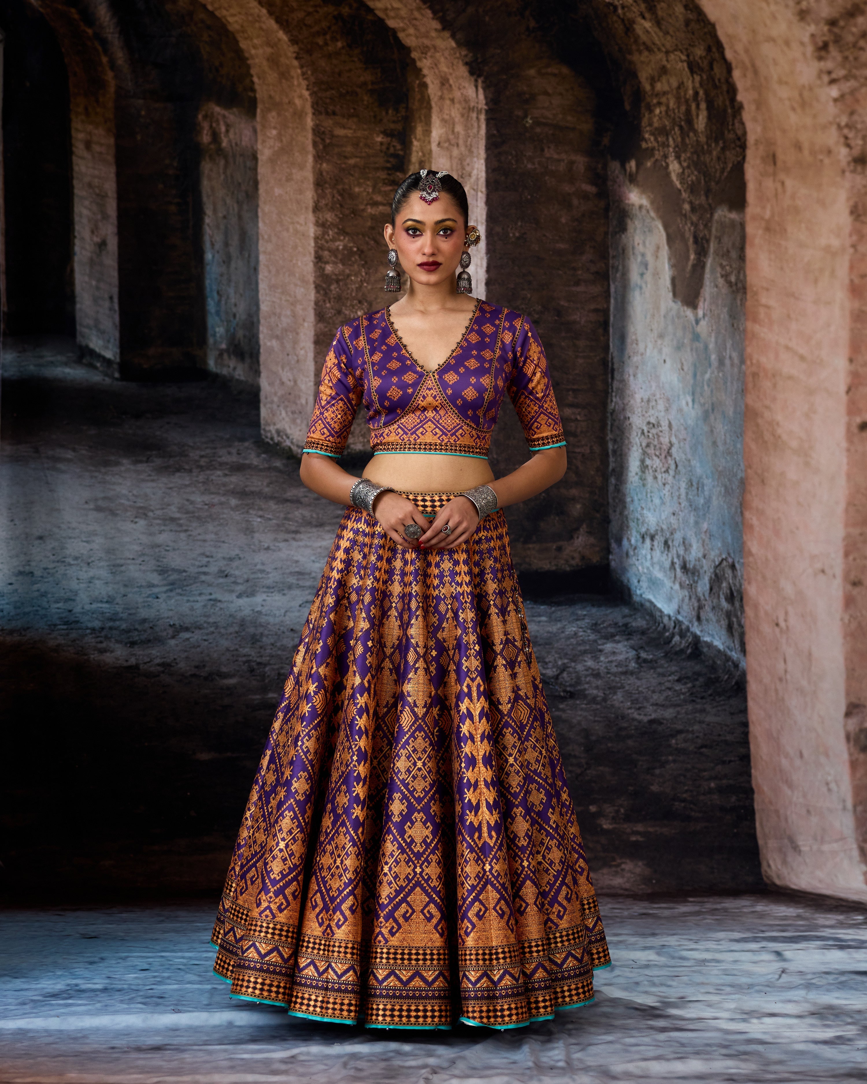 Bethari : Leela - Purple/Gold