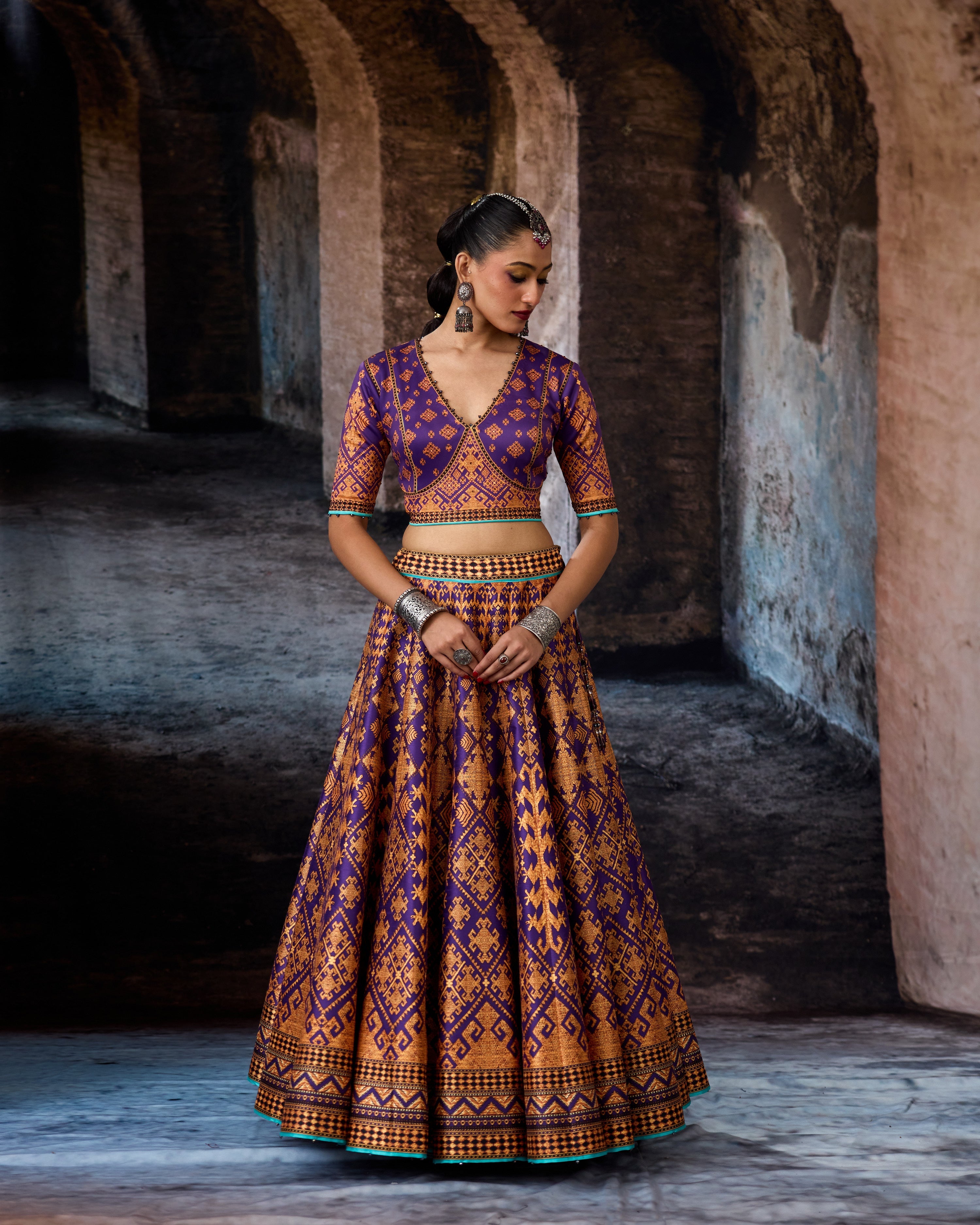 Bethari : Leela - Purple/Gold