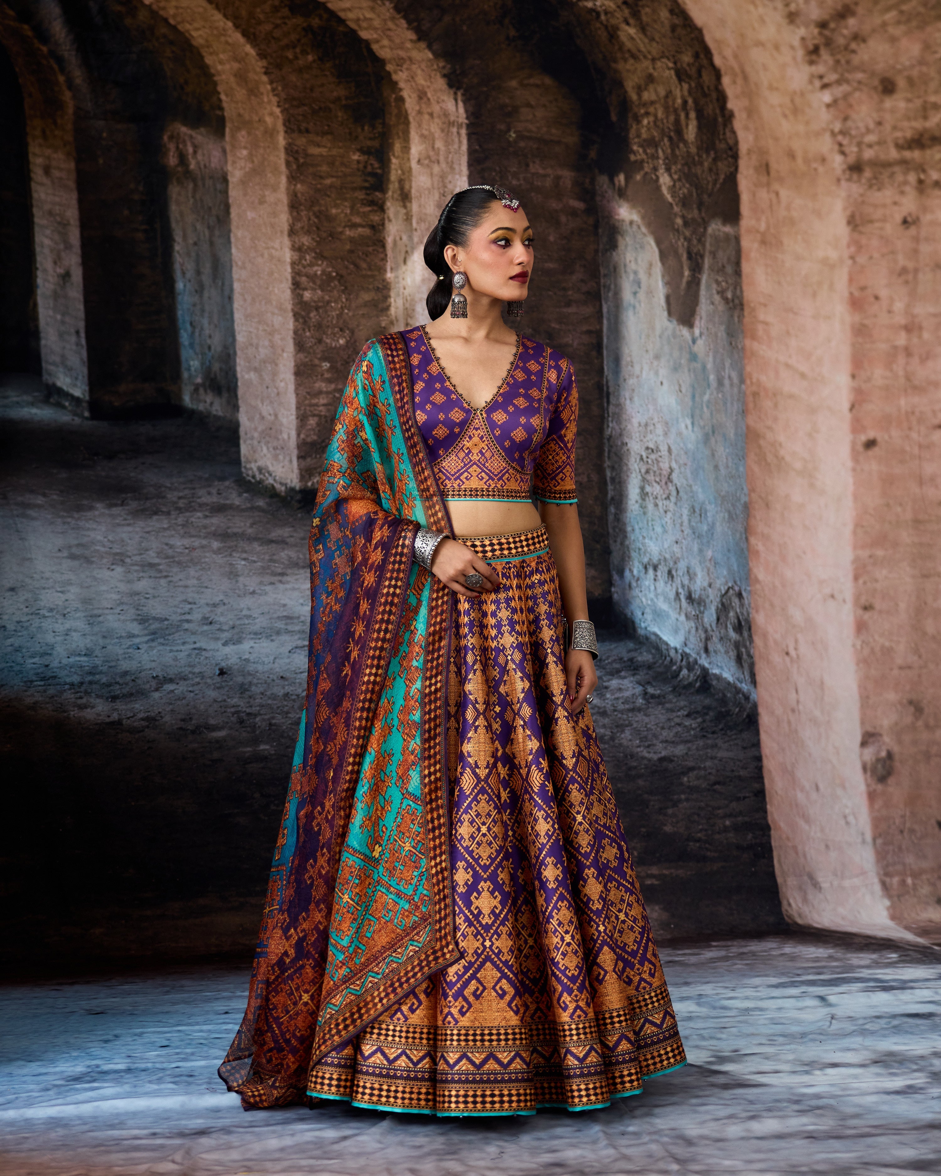 Bethari : Leela - Purple/Gold