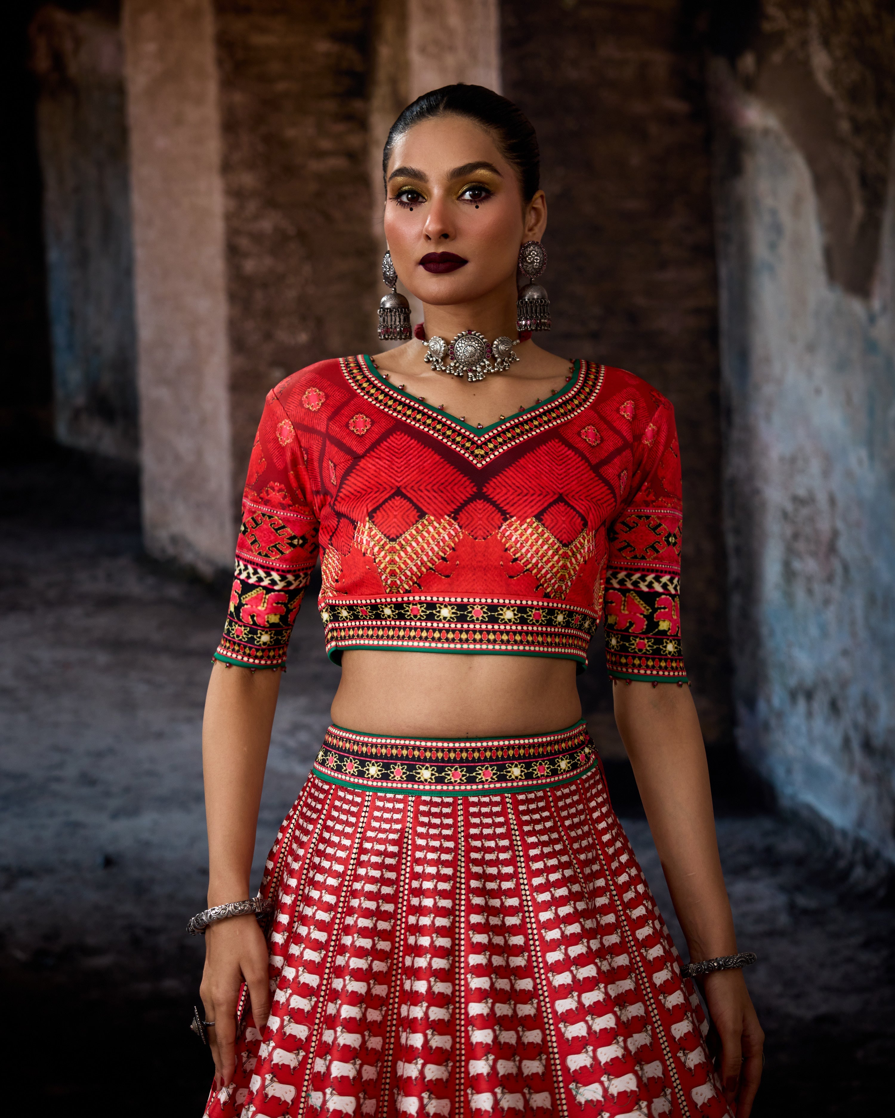 Bethari : Leela - Red/Emerald