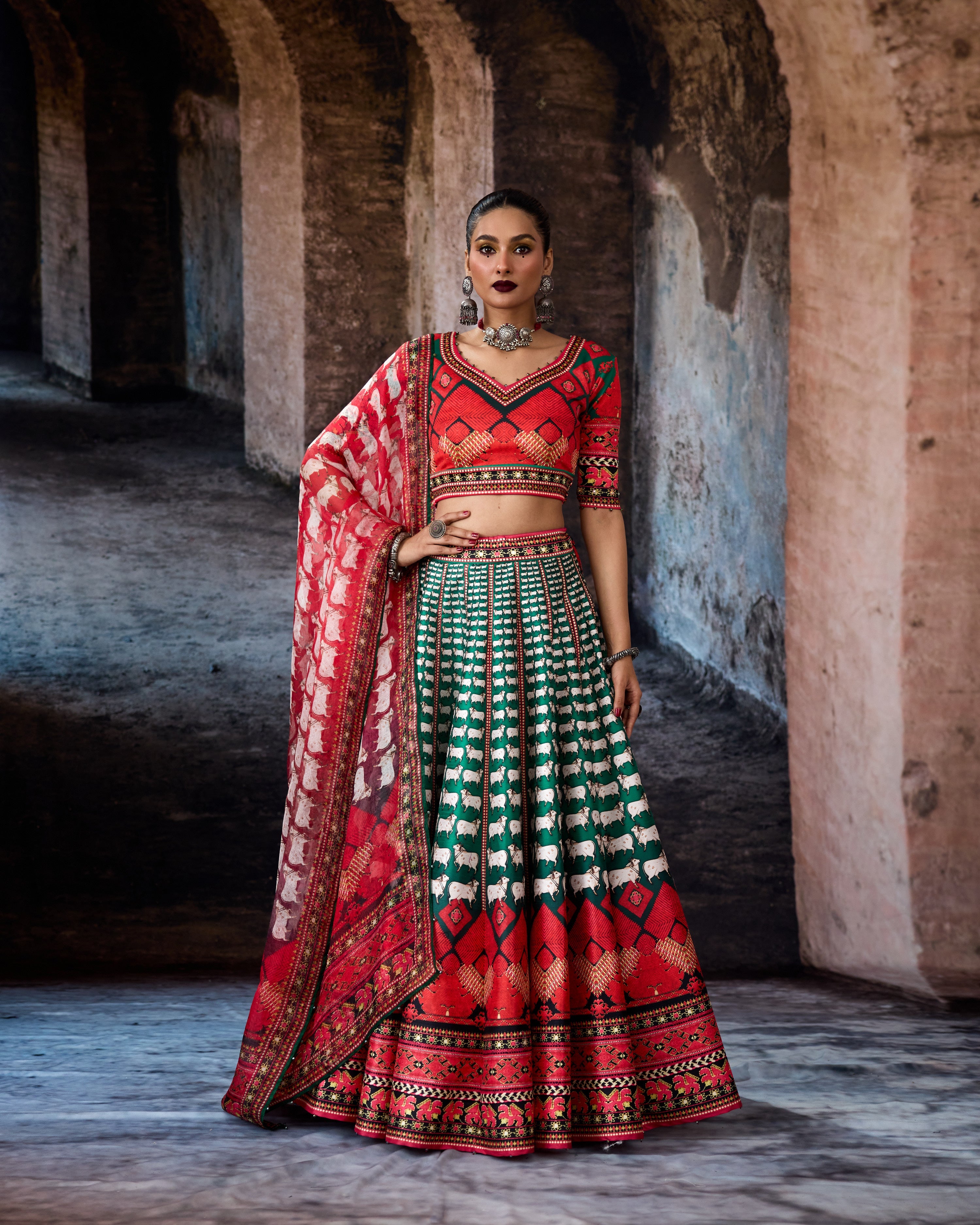 Bethari : Leela - Emerald/Red